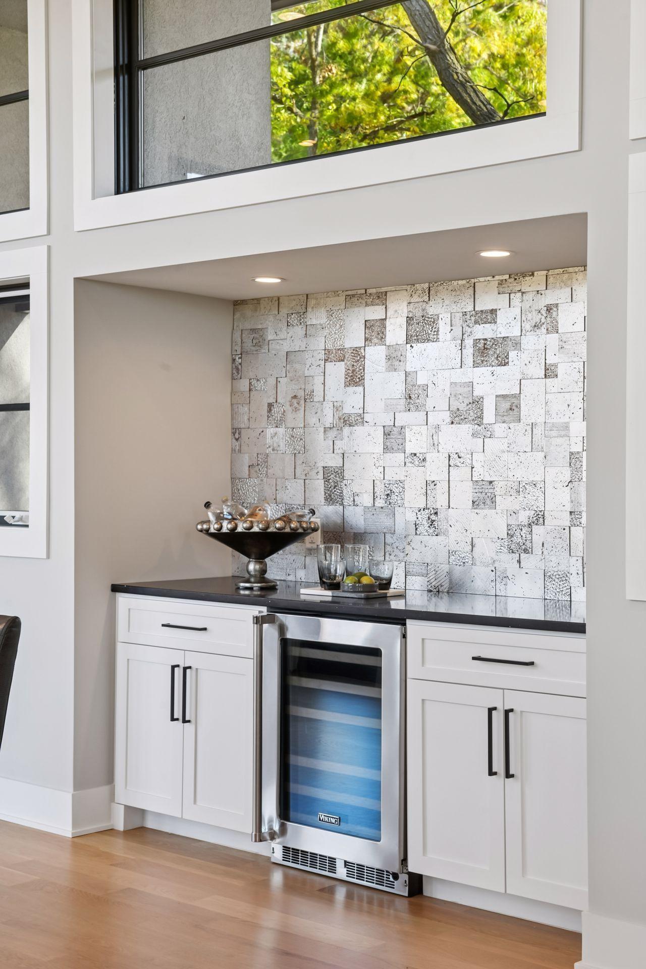 Minneapolis, Minnesota, 55439, United States, 5 Bedrooms Bedrooms, ,6 BathroomsBathrooms,Residential,Active,1987211