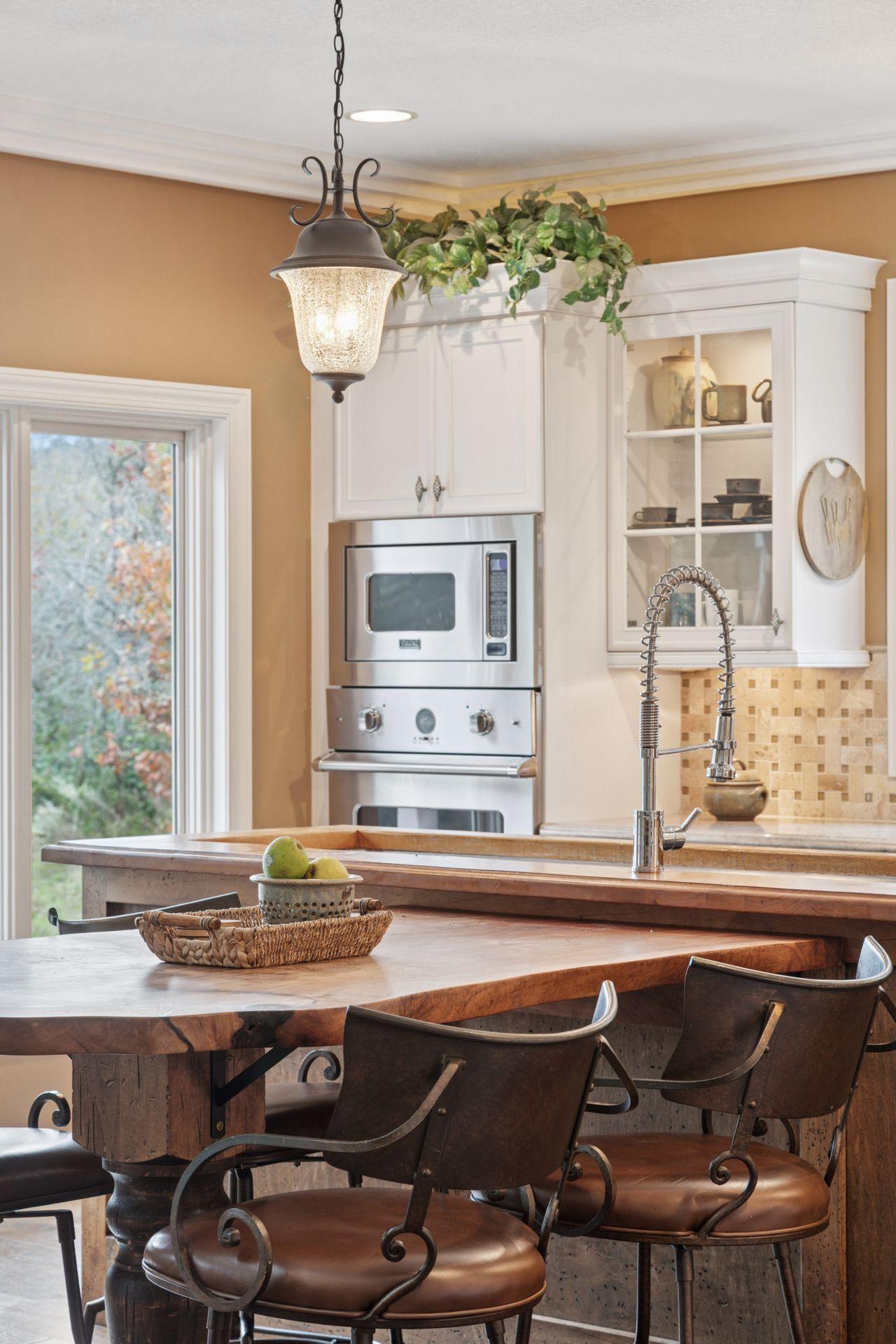 Hudson, Wisconsin, 54016, United States, 4 Bedrooms Bedrooms, ,6 BathroomsBathrooms,Residential,Active,1965807