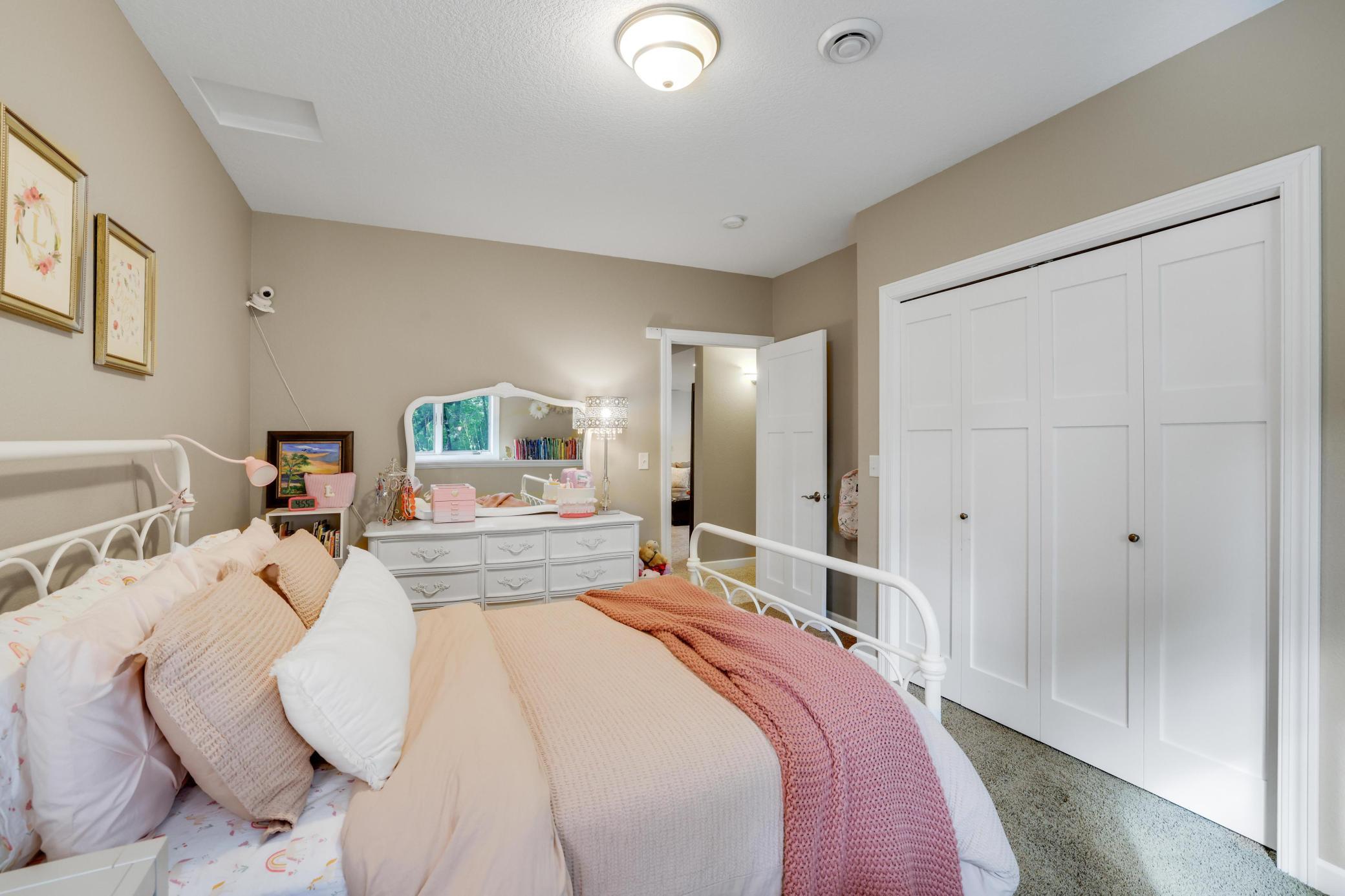 Prescott, Wisconsin, 54021, United States, 5 Bedrooms Bedrooms, ,4 BathroomsBathrooms,Residential,Active,1961932