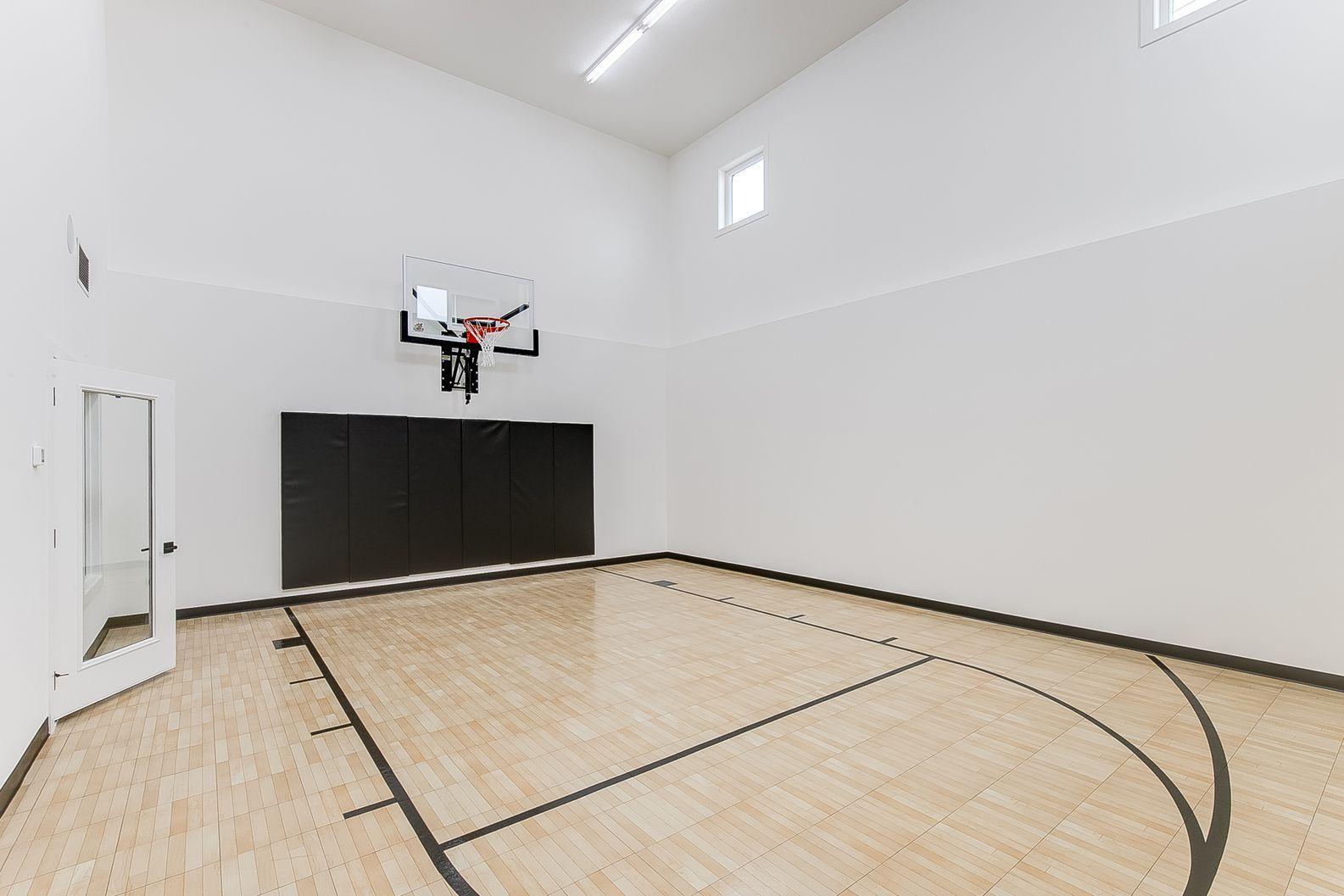 Ham Lake, Minnesota, 55304, United States, 5 Bedrooms Bedrooms, ,5 BathroomsBathrooms,Residential,Active,1954336