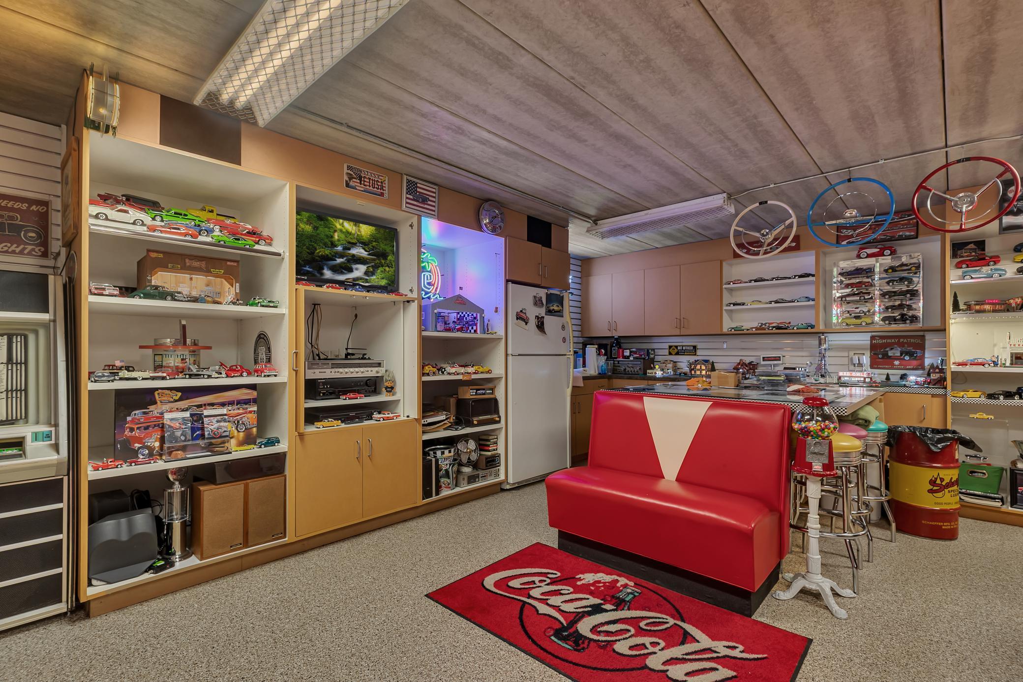 Saint Cloud, Minnesota, 56301, United States, 4 Bedrooms Bedrooms, ,3 BathroomsBathrooms,Residential,Active,1952283