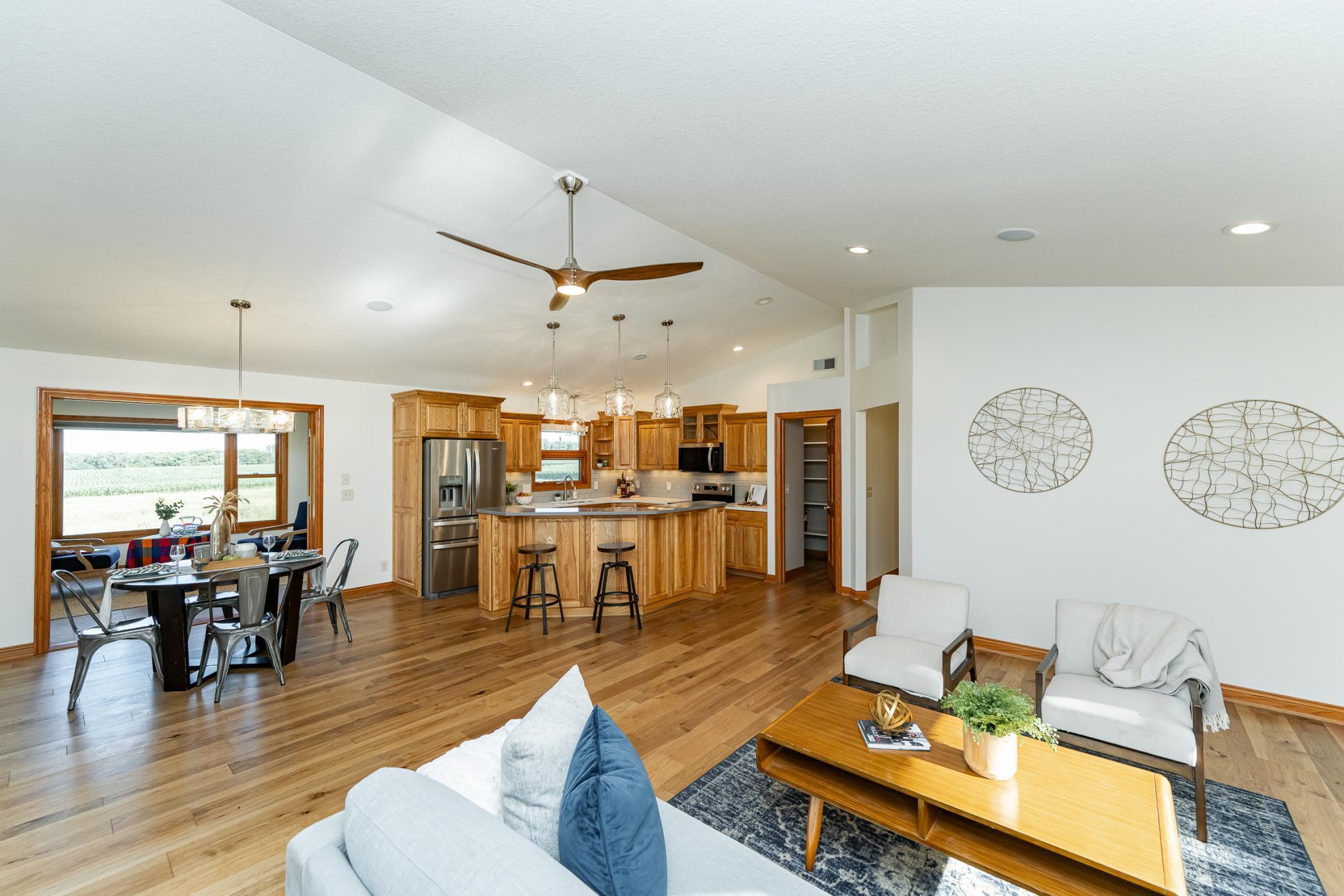 Rochester, Minnesota, 55902, United States, 5 Bedrooms Bedrooms, ,3 BathroomsBathrooms,Residential,Active,1894547