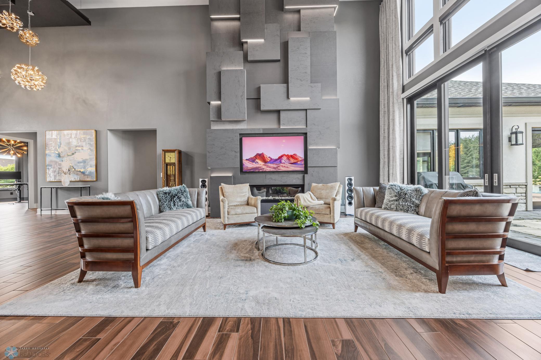 Fargo, North Dakota, 58104, United States, 5 Bedrooms Bedrooms, ,7 BathroomsBathrooms,Residential,Active,1941361