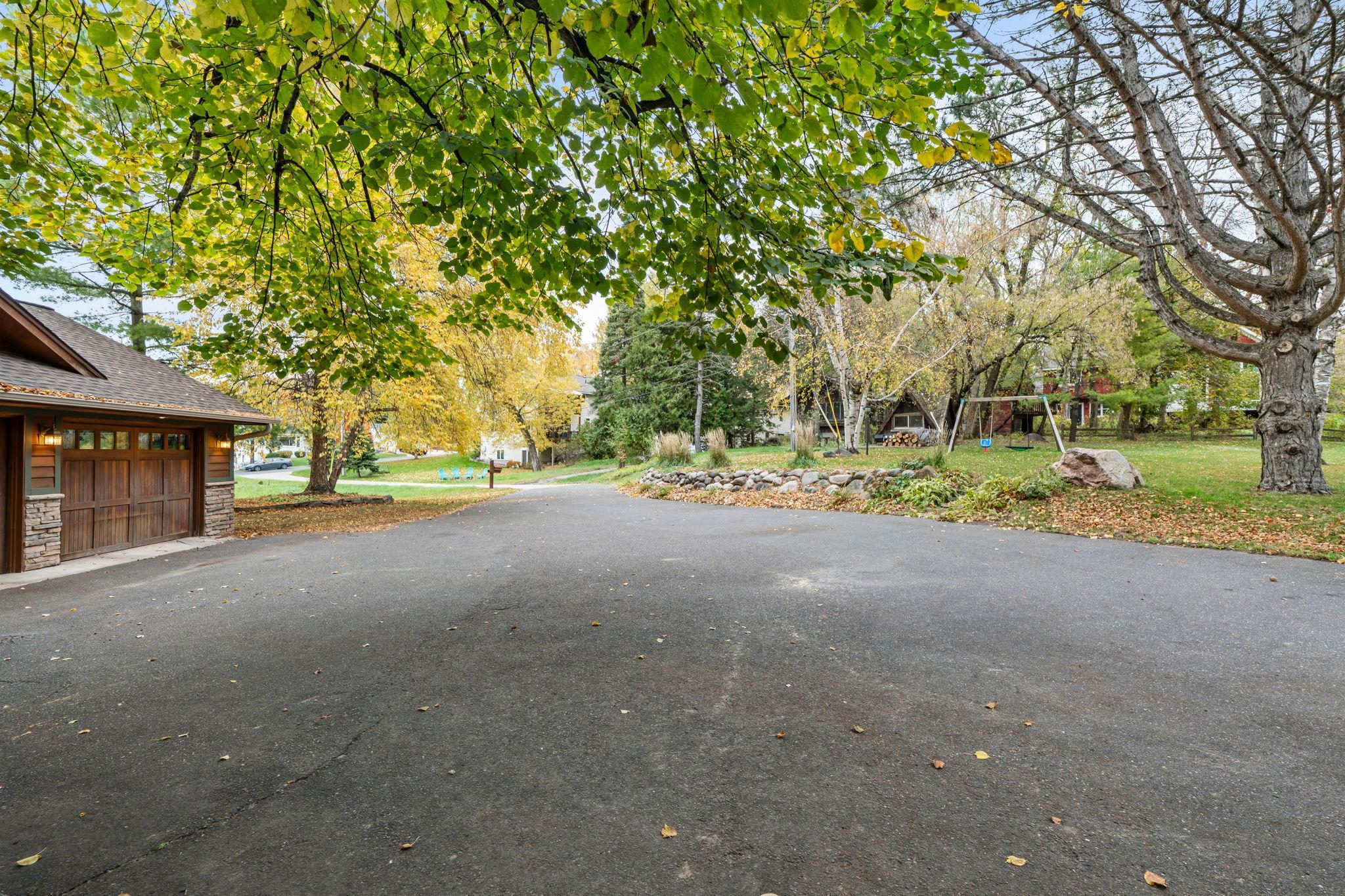 Arden Hills, Minnesota, 55112, United States, 4 Bedrooms Bedrooms, ,3 BathroomsBathrooms,Residential,Active,1973290