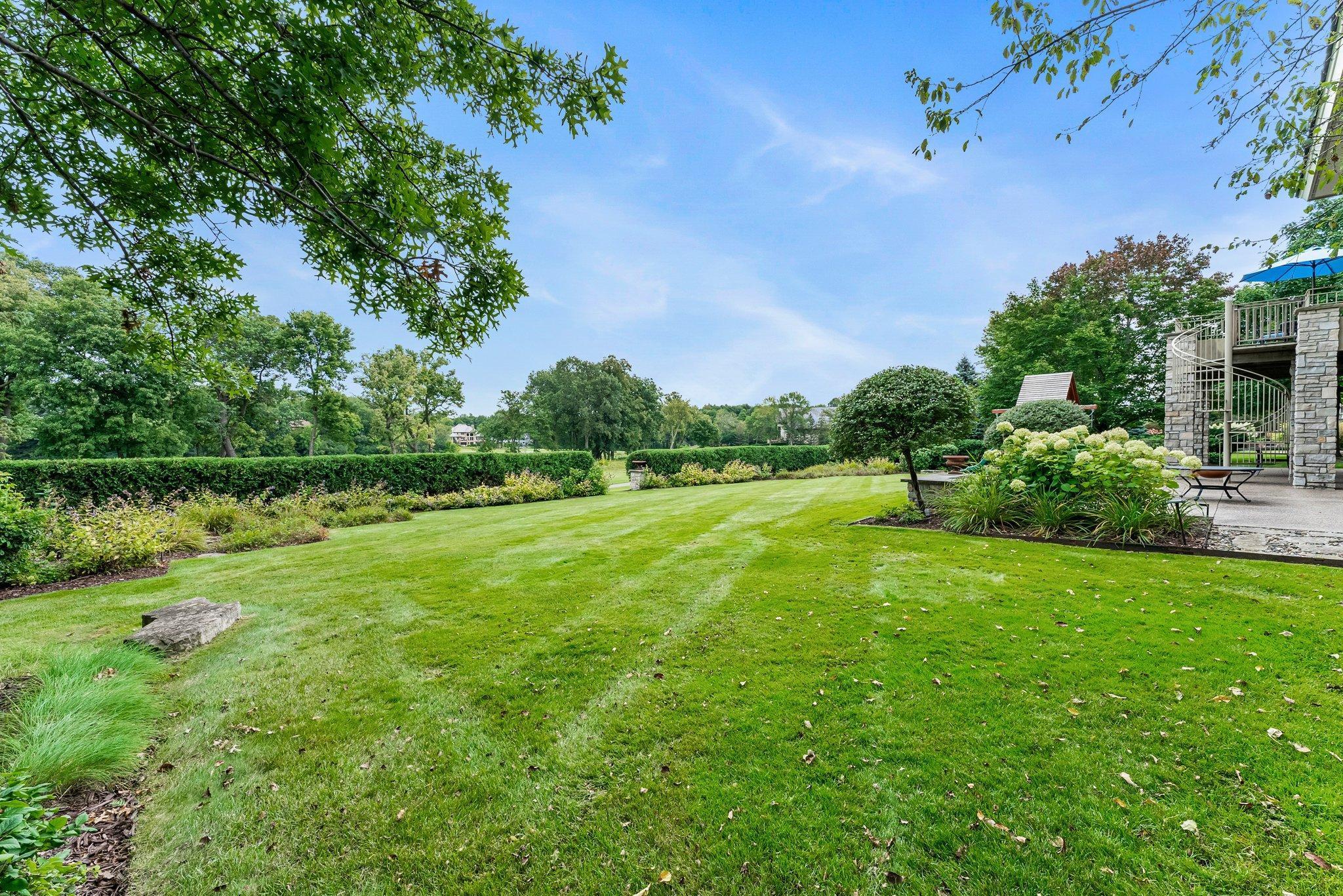 Eden Prairie, Minnesota, 55347, United States, ,4 BathroomsBathrooms,Residential,Active,1764072