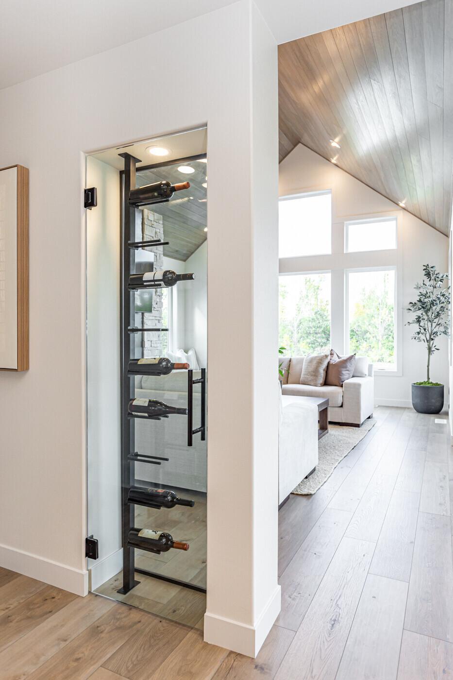 Fargo, North Dakota, 58104, United States, 6 Bedrooms Bedrooms, ,5 BathroomsBathrooms,Residential,Active,2010195