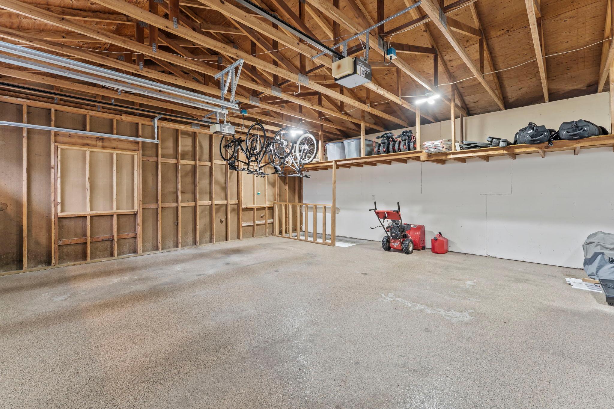 Saint Paul, Minnesota, 55126, United States, 4 Bedrooms Bedrooms, ,4 BathroomsBathrooms,Residential,Active,2027818