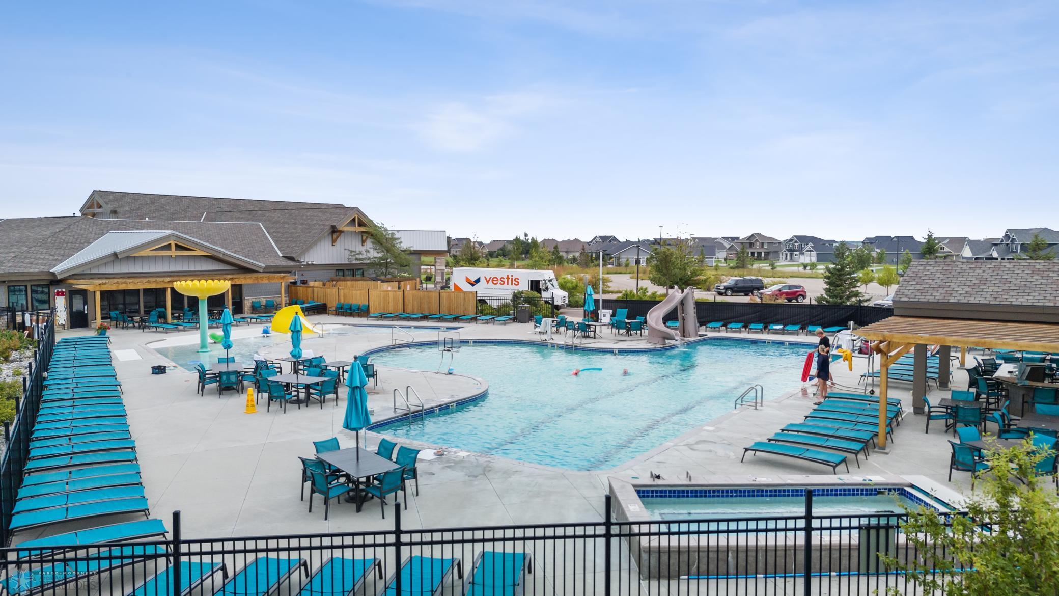 Oxbow, North Dakota, 58047, United States, 5 Bedrooms Bedrooms, ,3 BathroomsBathrooms,Residential,Active,1926894