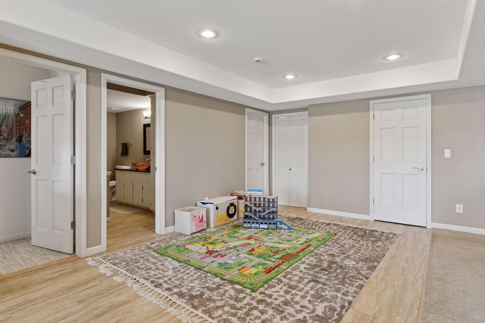 Prior Lake, Minnesota, 55372, United States, 3 Bedrooms Bedrooms, ,3 BathroomsBathrooms,Residential,Active,1943813