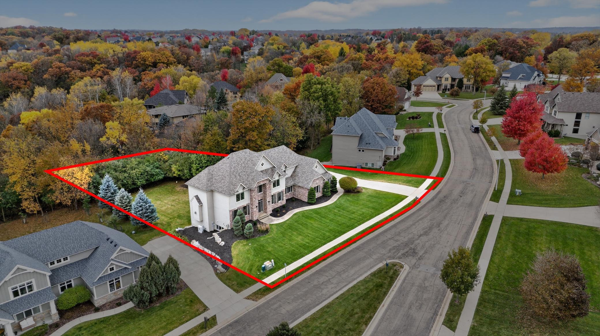 Rochester, Minnesota, 55902, United States, 6 Bedrooms Bedrooms, ,5 BathroomsBathrooms,Residential,Active,1995276