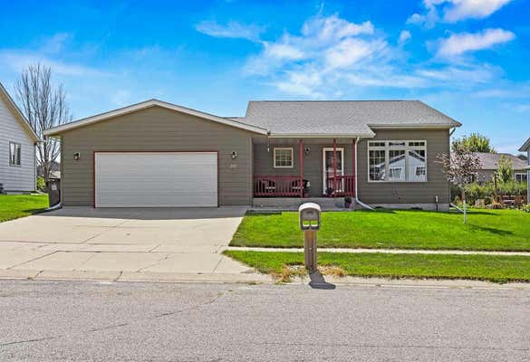 602 GENESIS AVE, MARSHALL, MN 56258 - Image 1