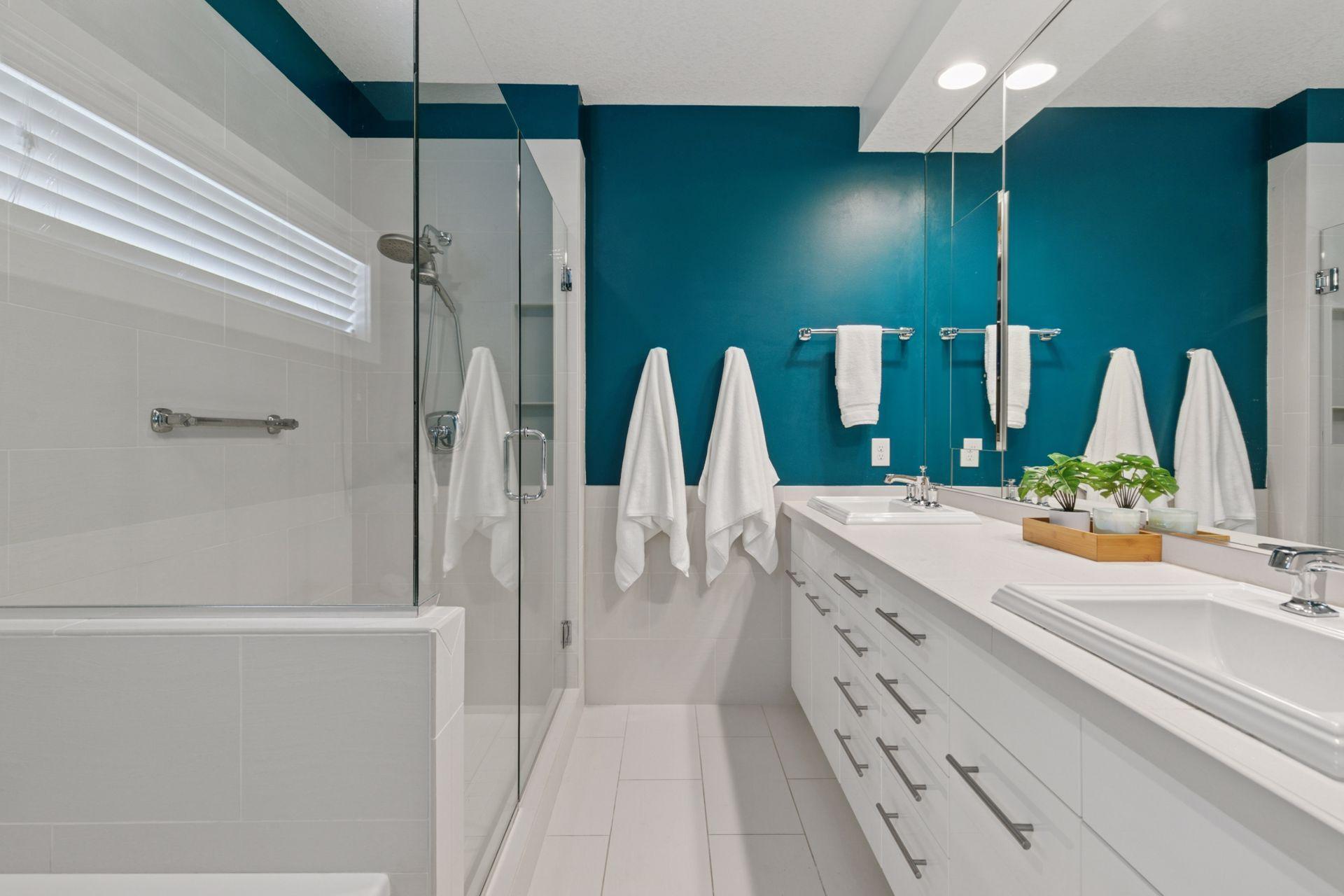 Minneapolis, Minnesota, 55410, United States, 5 Bedrooms Bedrooms, ,5 BathroomsBathrooms,Residential,Active,1929403