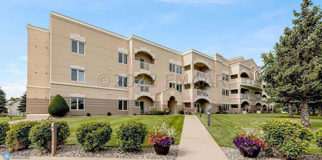 2501 30TH AVE S APT 103, FARGO, ND 58103, photo 1 of 24