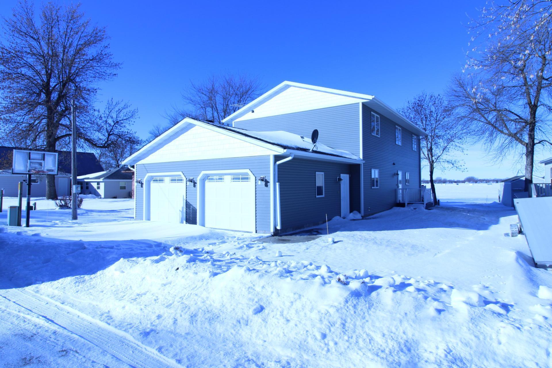 Pelican Rapids, Minnesota, 56572, United States, 5 Bedrooms Bedrooms, ,3 BathroomsBathrooms,Residential,Active,2009380