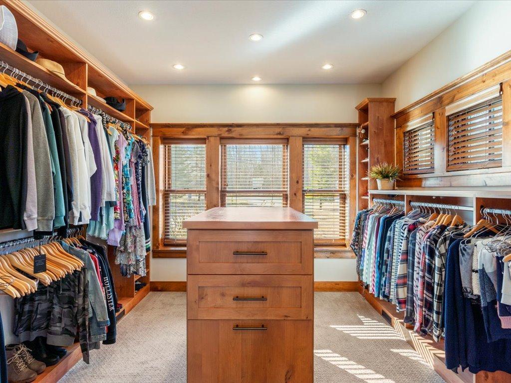 Brainerd, Minnesota, 56401, United States, 5 Bedrooms Bedrooms, ,5 BathroomsBathrooms,Residential,Active,1762863