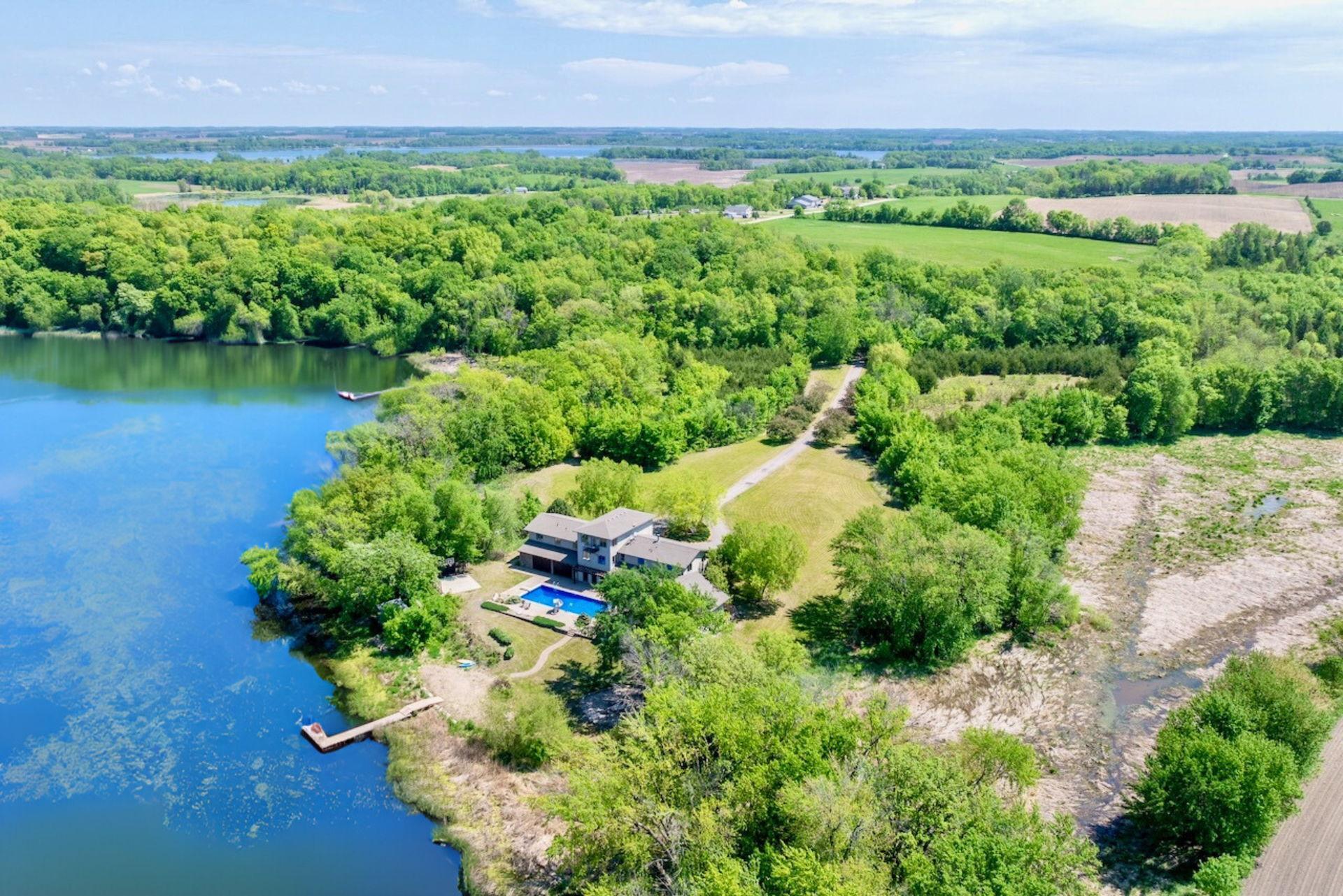 Elysian, Minnesota, 56028, United States, 6 Bedrooms Bedrooms, ,6 BathroomsBathrooms,Residential,Active,1831792