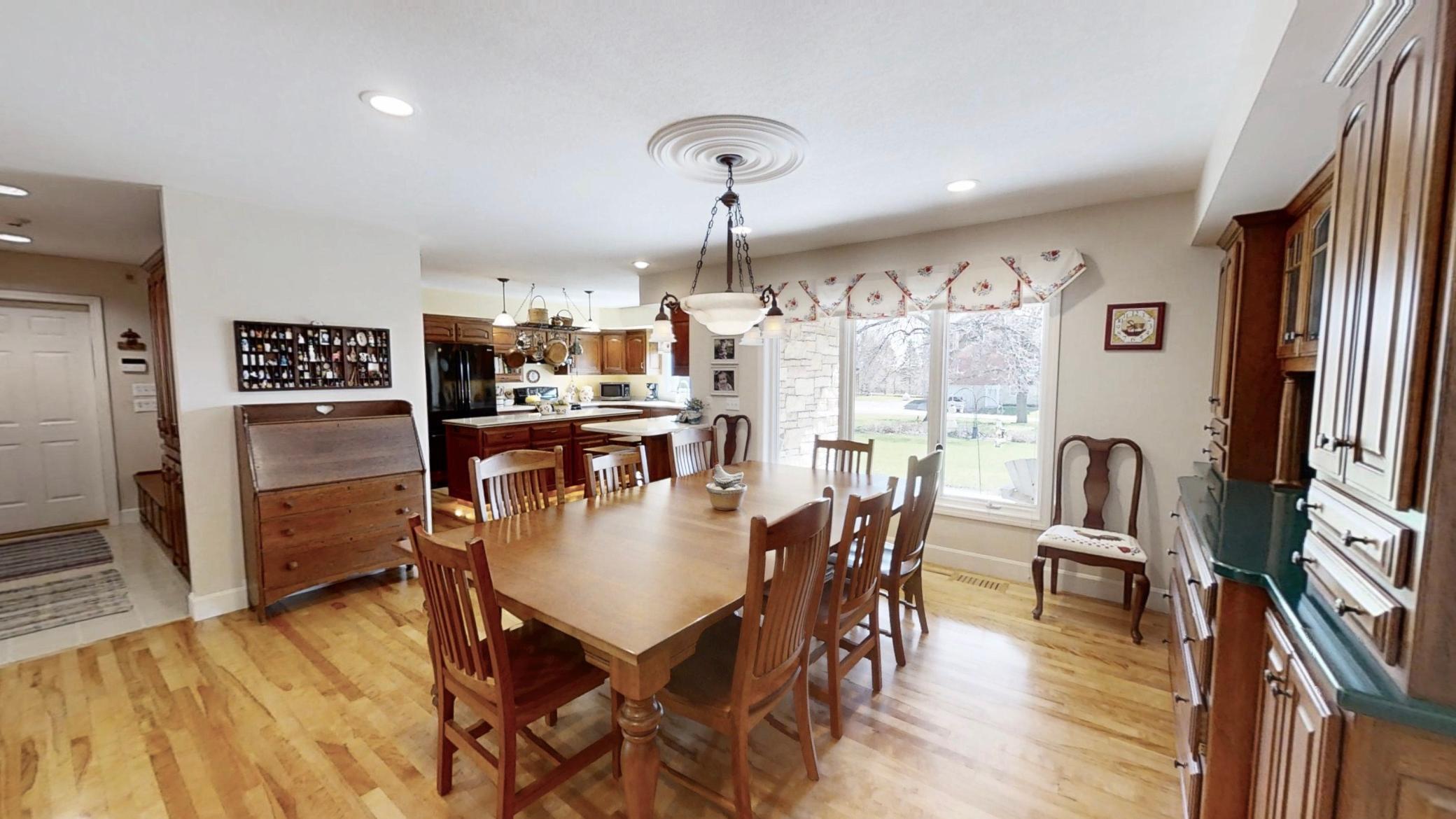 Northfield, Minnesota, 55057, United States, 3 Bedrooms Bedrooms, ,3 BathroomsBathrooms,Residential,Active,1920261