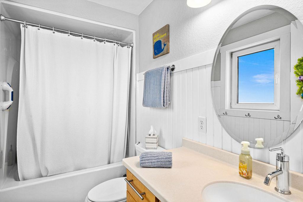 Duluth, Minnesota, 55804, United States, 5 Bedrooms Bedrooms, ,6 BathroomsBathrooms,Residential,Active,2014596