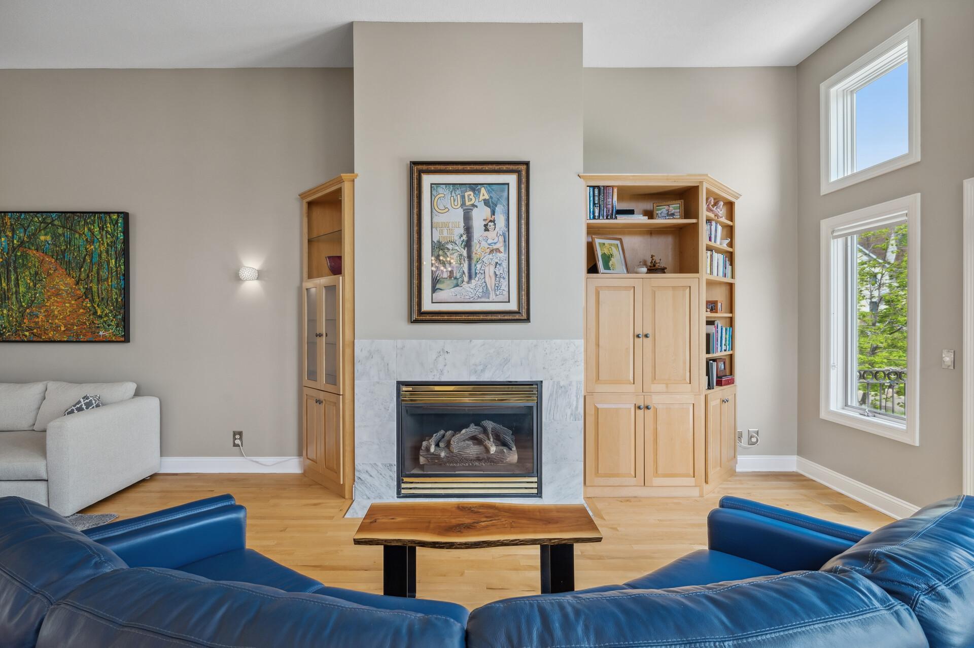 Minneapolis, Minnesota, 55401, United States, 4 Bedrooms Bedrooms, ,4 BathroomsBathrooms,Residential,Active,2003546