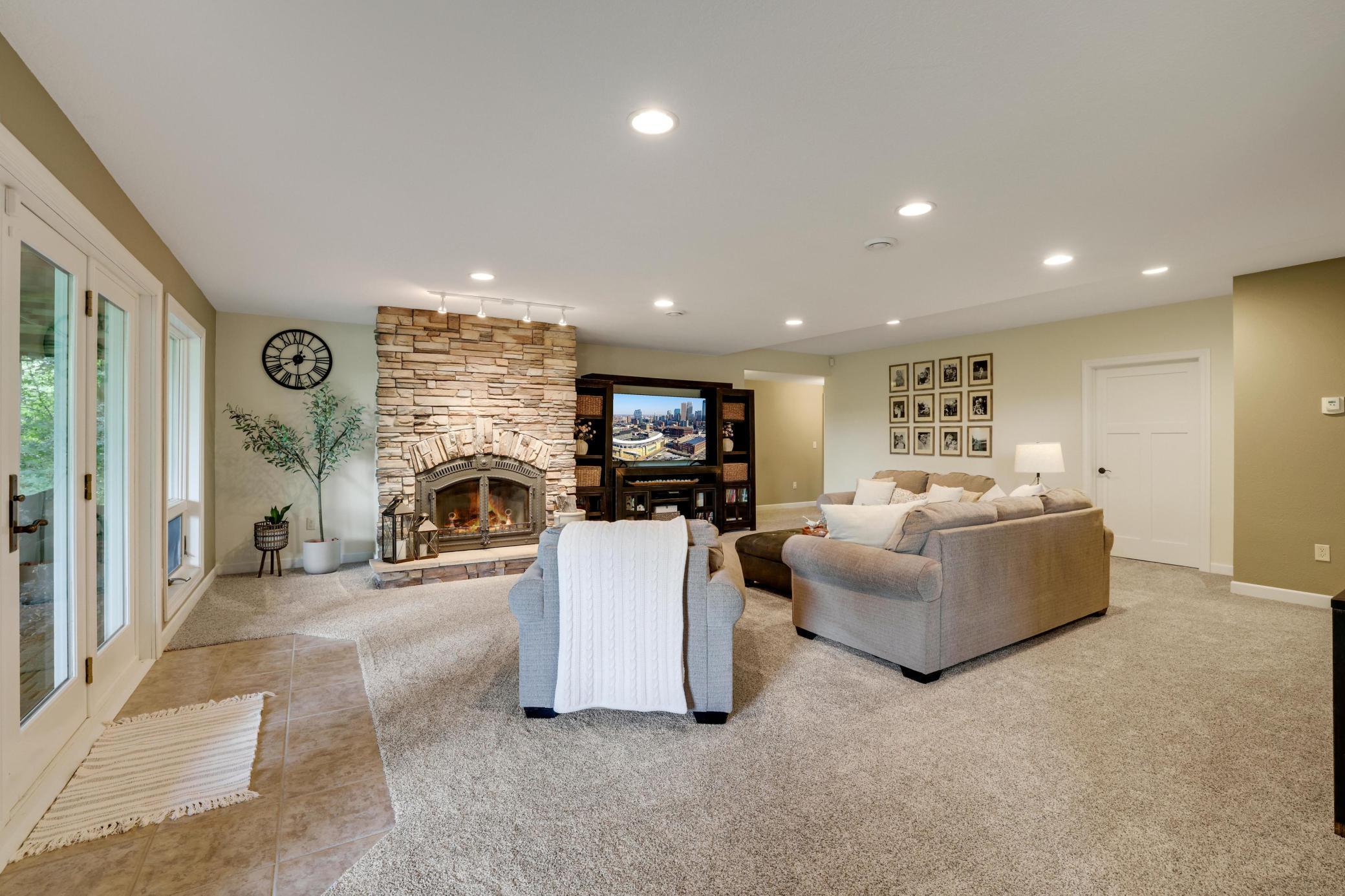 Prescott, Wisconsin, 54021, United States, 5 Bedrooms Bedrooms, ,4 BathroomsBathrooms,Residential,Active,1961932