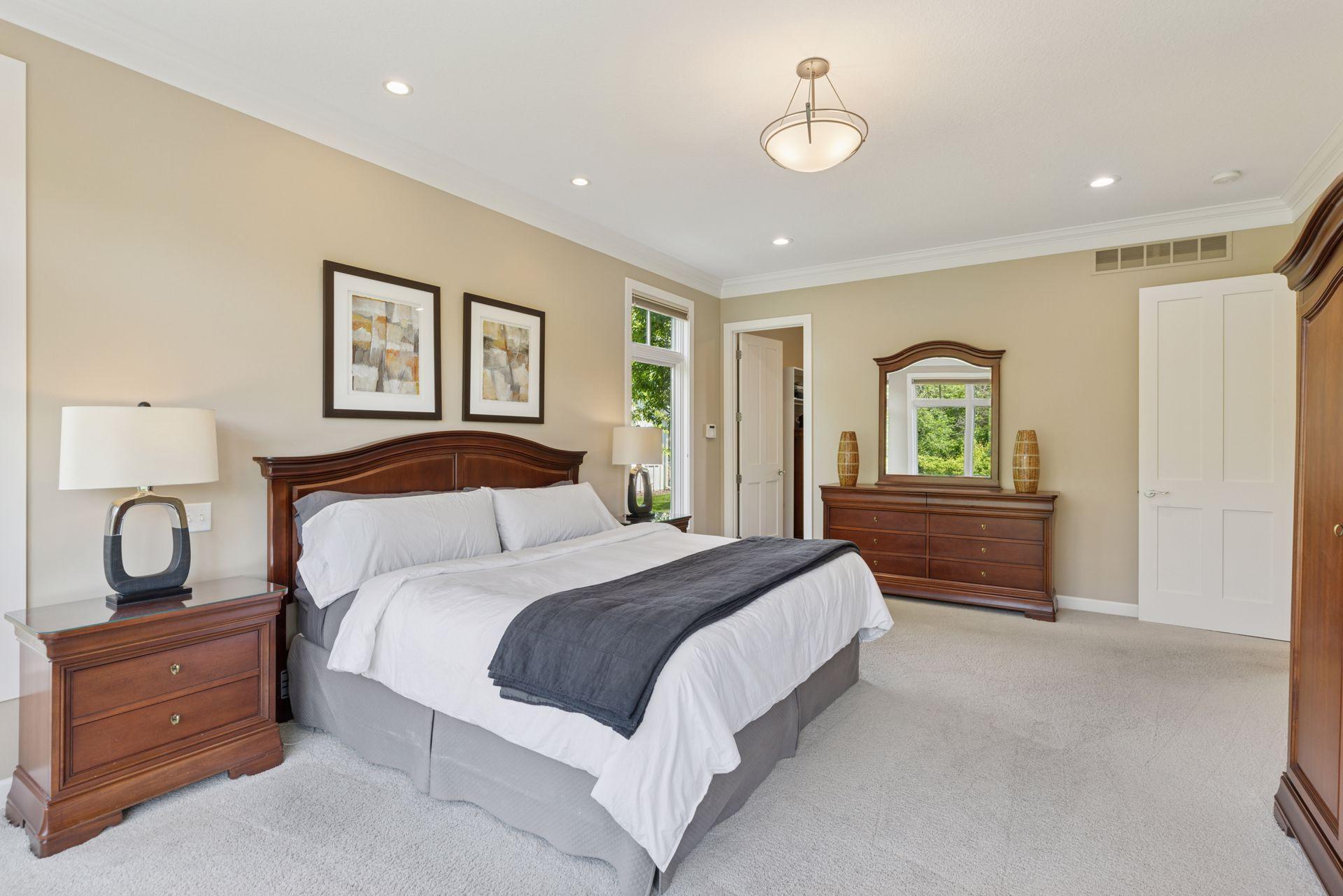 Lake Elmo, Minnesota, 55042, United States, 5 Bedrooms Bedrooms, ,5 BathroomsBathrooms,Residential,Active,1843876