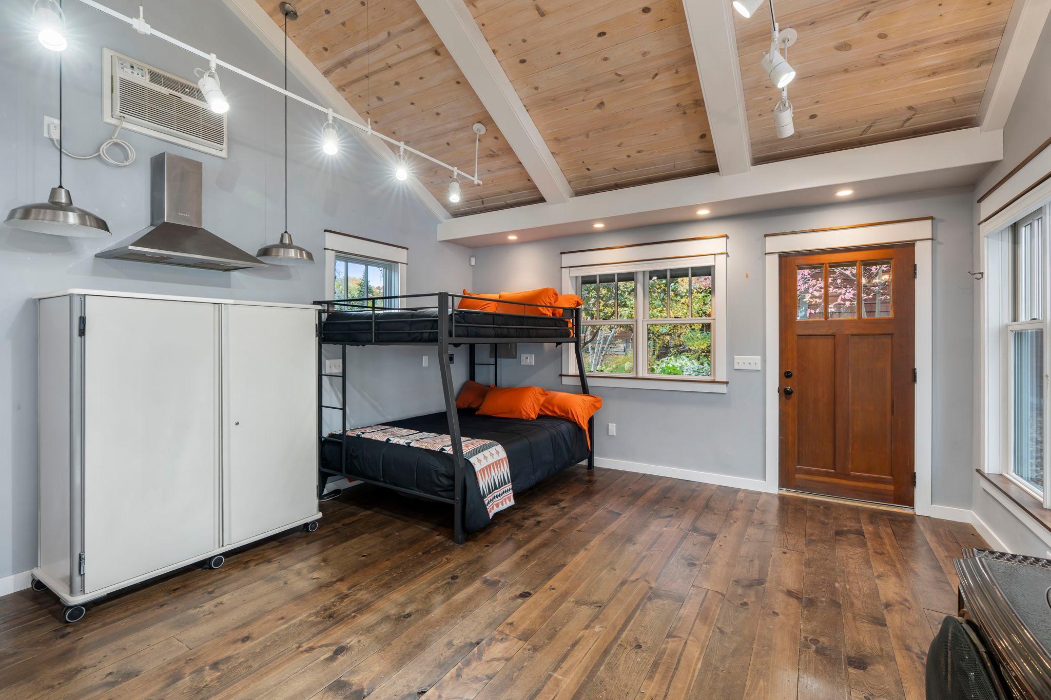 Arden Hills, Minnesota, 55112, United States, 4 Bedrooms Bedrooms, ,3 BathroomsBathrooms,Residential,Active,1973290