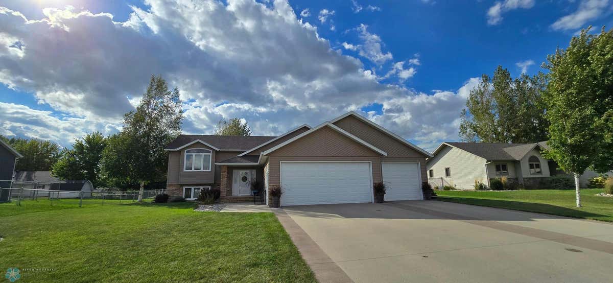 5201 18TH ST N, MOORHEAD, MN 56560, photo 1 of 55