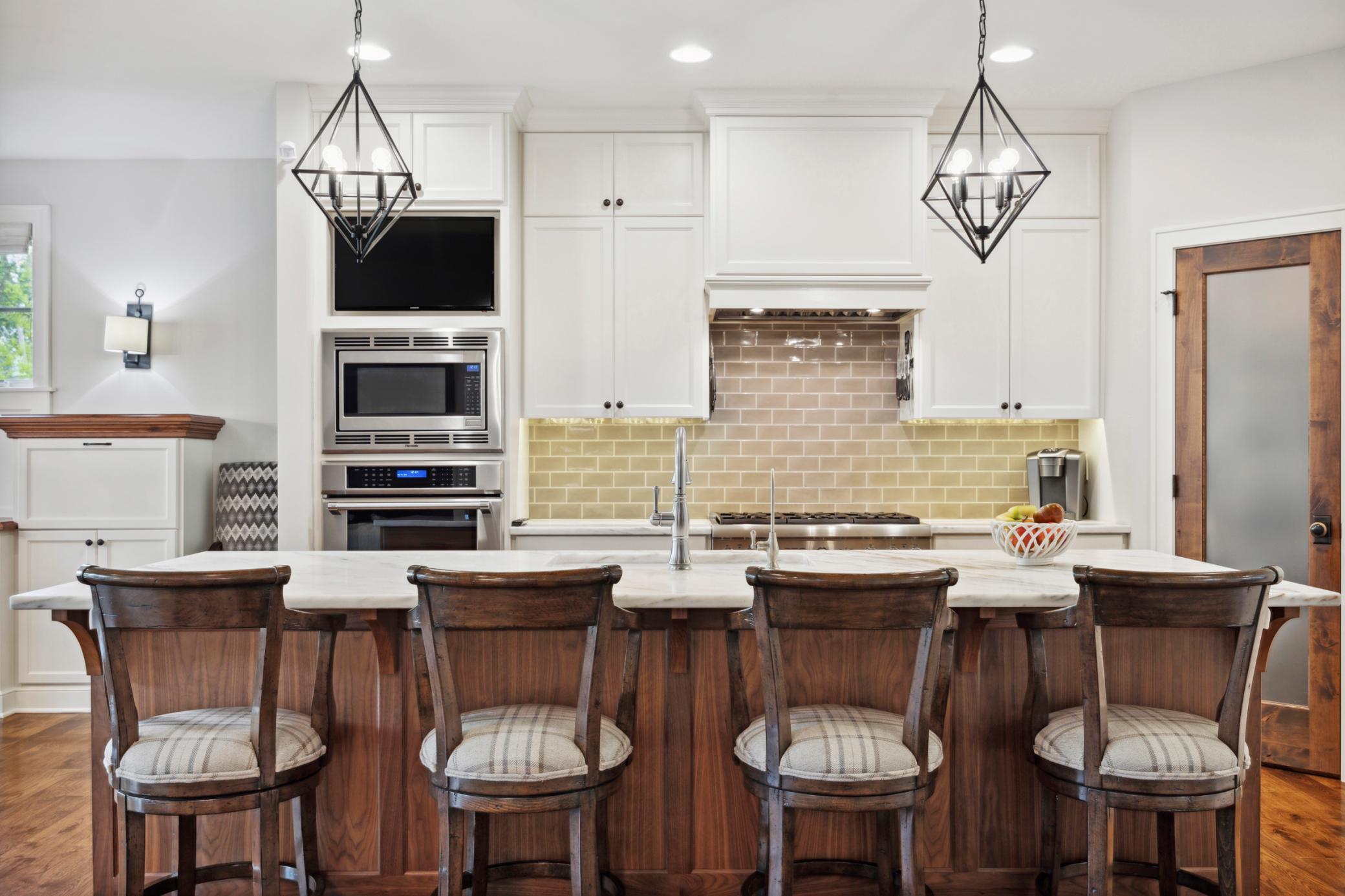 Wayzata, Minnesota, 55391, United States, 3 Bedrooms Bedrooms, ,4 BathroomsBathrooms,Residential,Active,1764465