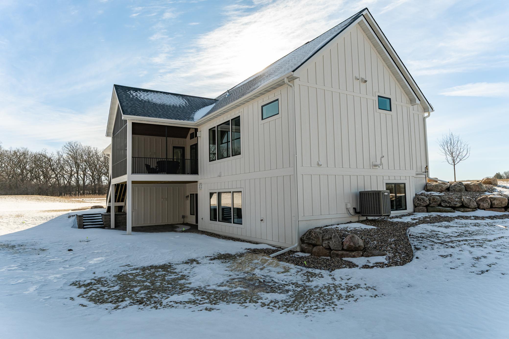 Rochester, Minnesota, 55902, United States, 5 Bedrooms Bedrooms, ,6 BathroomsBathrooms,Residential,Active,1892599