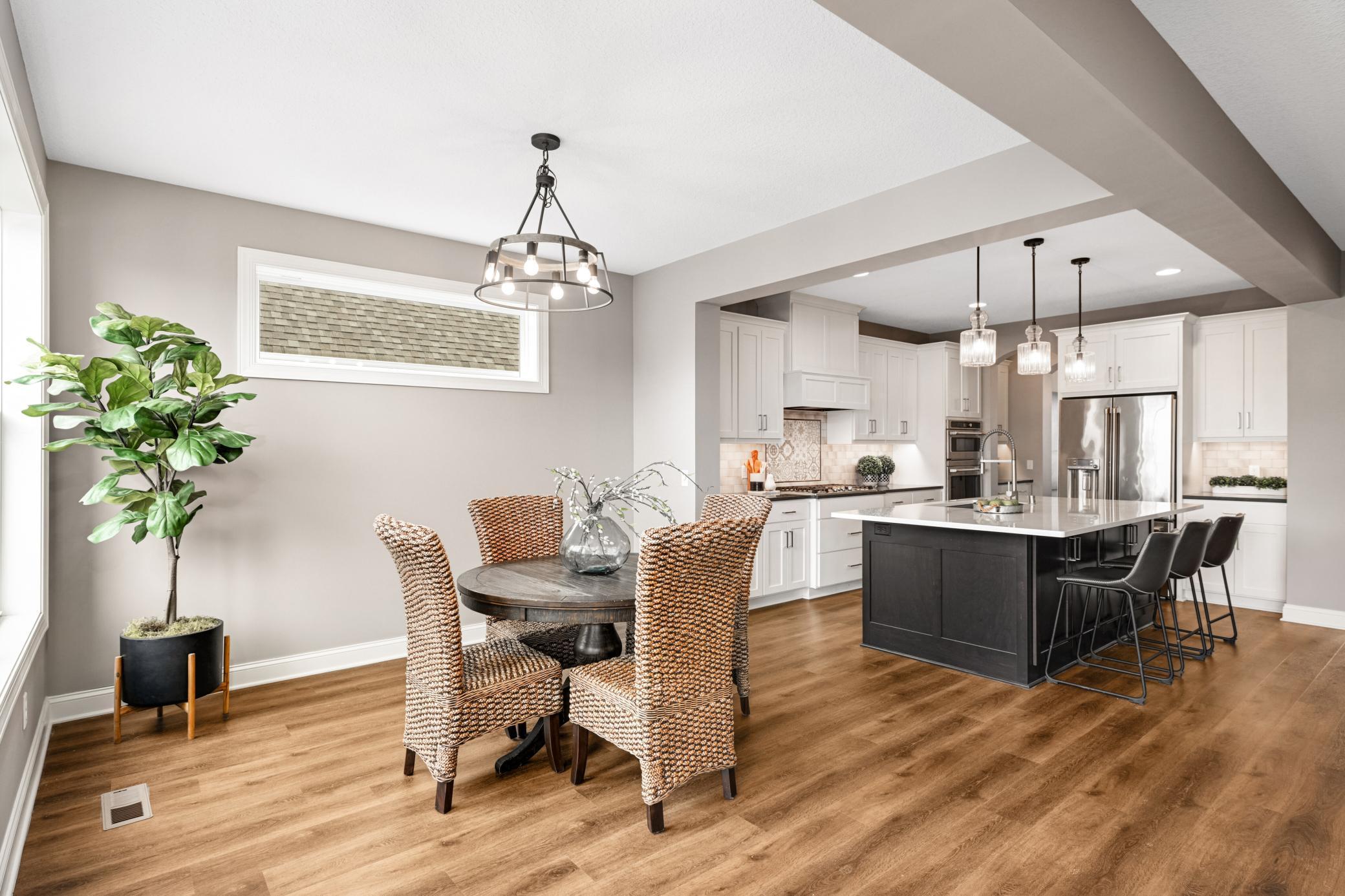 Lakeville, Minnesota, 55044, United States, 5 Bedrooms Bedrooms, ,6 BathroomsBathrooms,Residential,Active,1943786