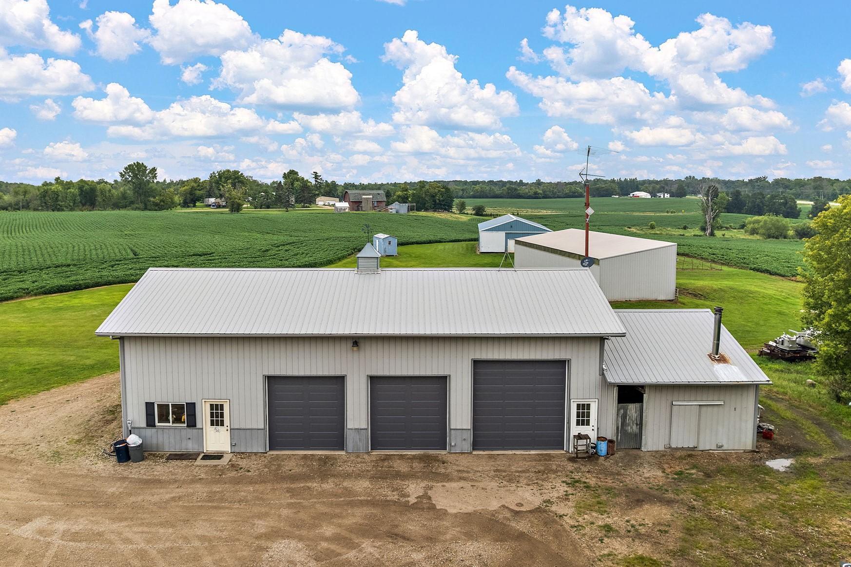 Faribault, Minnesota, 55021, United States, 4 Bedrooms Bedrooms, ,4 BathroomsBathrooms,Residential,Active,1909659