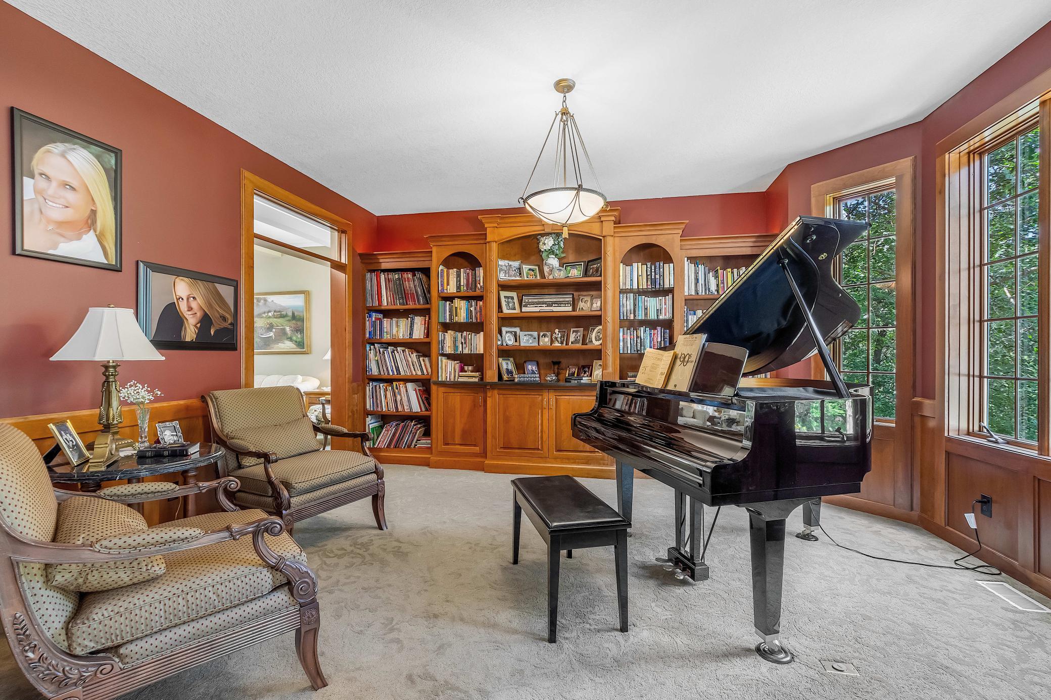 Stillwater, Minnesota, 55082, United States, 6 Bedrooms Bedrooms, ,5 BathroomsBathrooms,Residential,Active,1834479