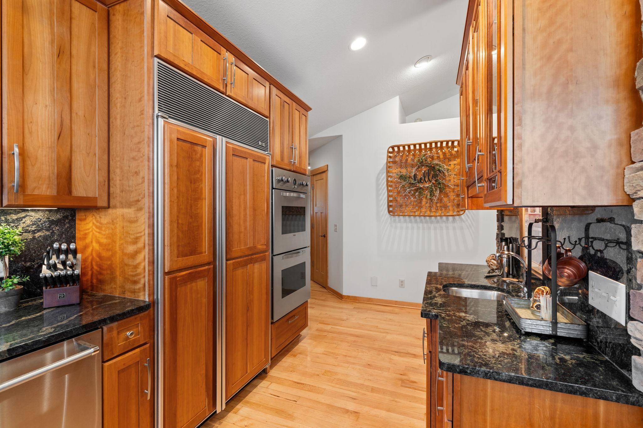 Arden Hills, Minnesota, 55112, United States, 4 Bedrooms Bedrooms, ,3 BathroomsBathrooms,Residential,Active,1973290