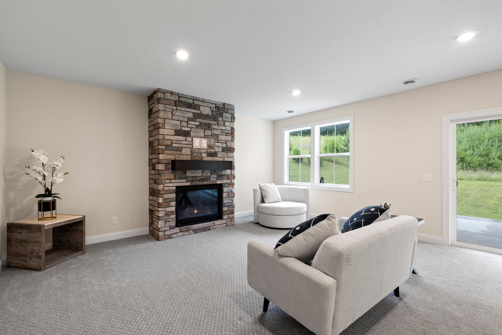 Lake Elmo, Minnesota, 55042, United States, 5 Bedrooms Bedrooms, ,5 BathroomsBathrooms,Residential,Active,1899902