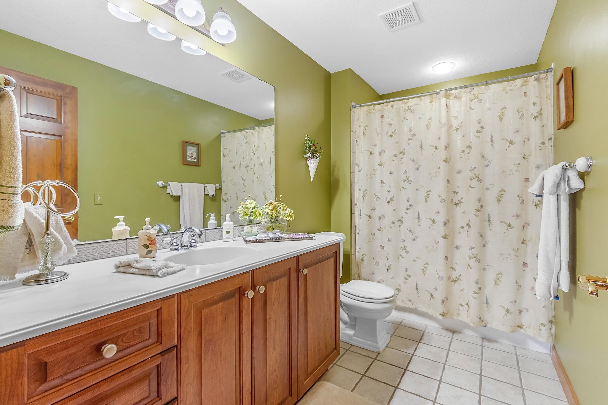 Stillwater, Minnesota, 55082, United States, 6 Bedrooms Bedrooms, ,5 BathroomsBathrooms,Residential,Active,1834479