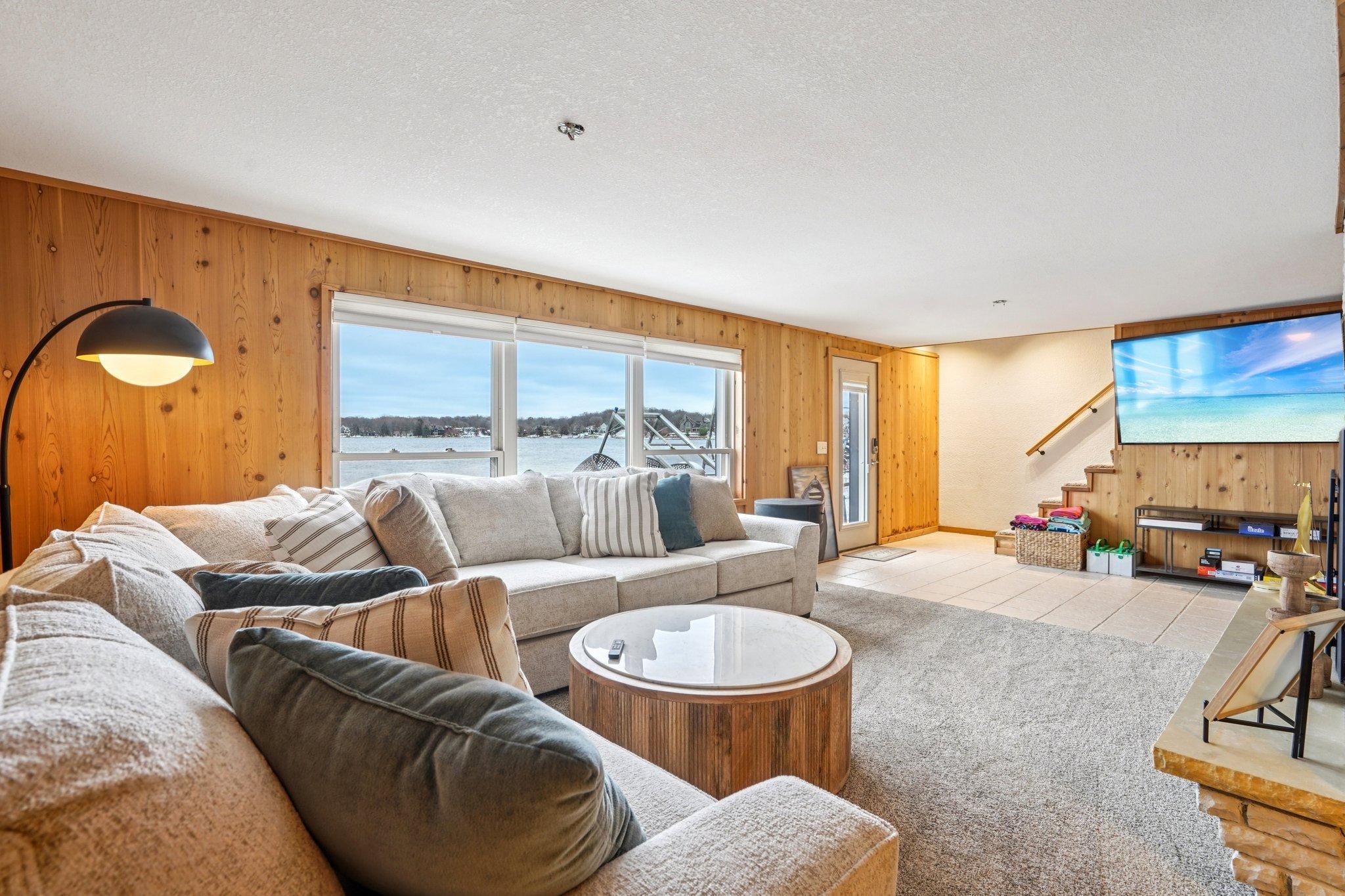 Prior Lake, Minnesota, 55372, United States, 2 Bedrooms Bedrooms, ,2 BathroomsBathrooms,Residential,Active,1999912