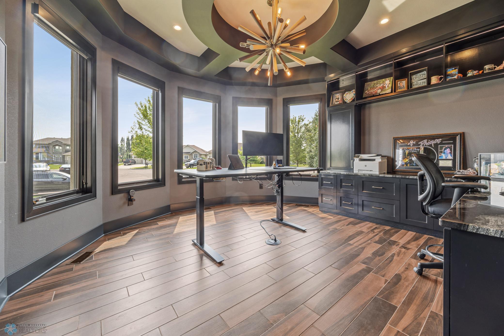 Fargo, North Dakota, 58104, United States, 5 Bedrooms Bedrooms, ,7 BathroomsBathrooms,Residential,Active,1941361