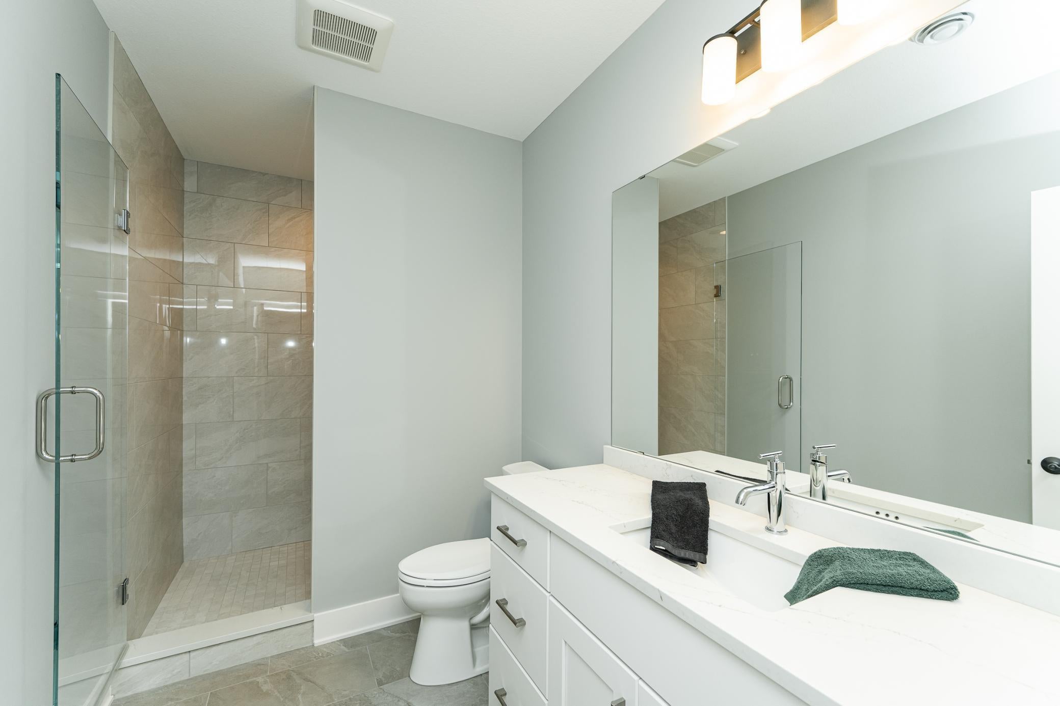 Rochester, Minnesota, 55902, United States, 5 Bedrooms Bedrooms, ,6 BathroomsBathrooms,Residential,Active,1892599