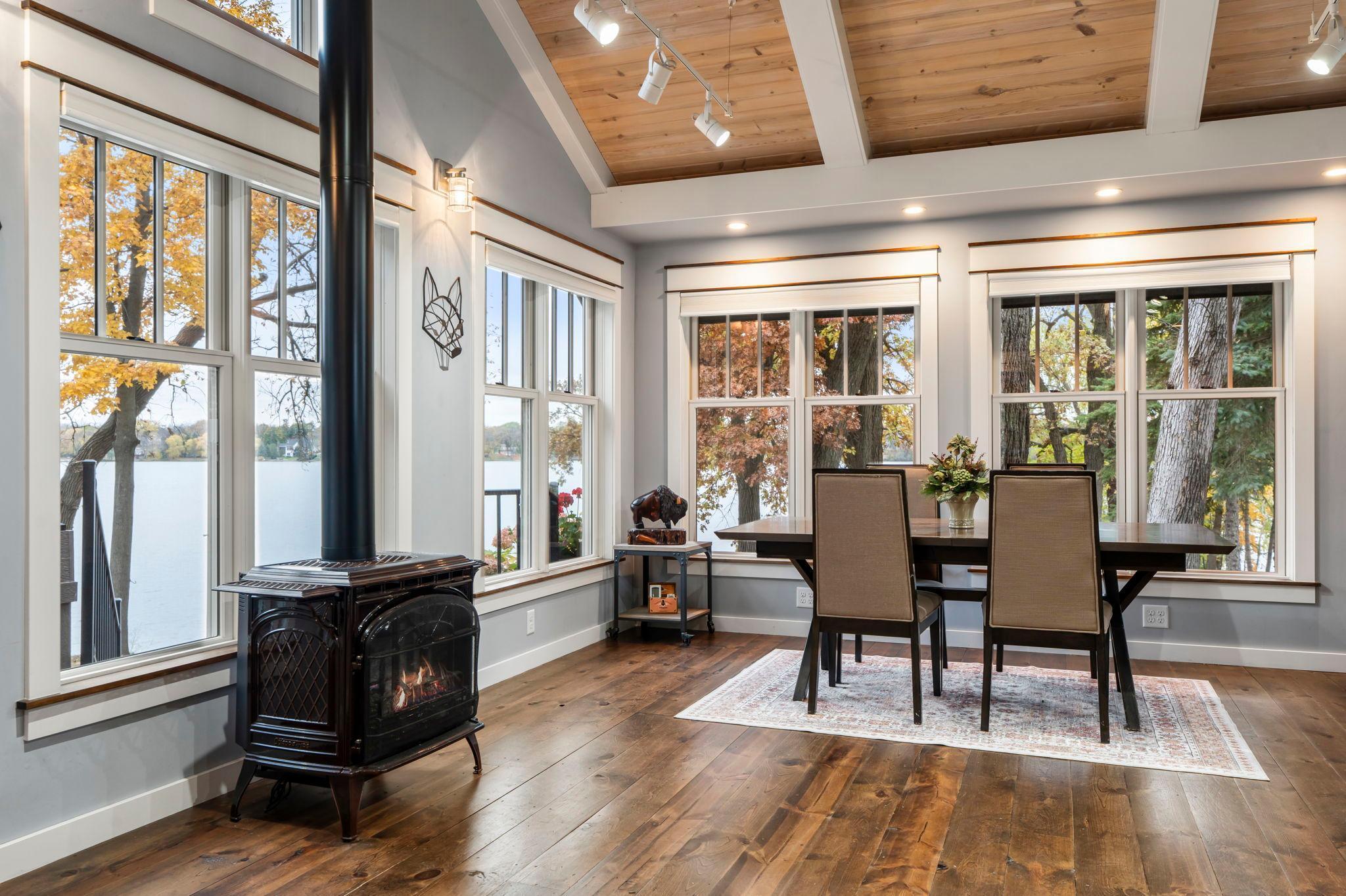 Arden Hills, Minnesota, 55112, United States, 4 Bedrooms Bedrooms, ,3 BathroomsBathrooms,Residential,Active,1973290