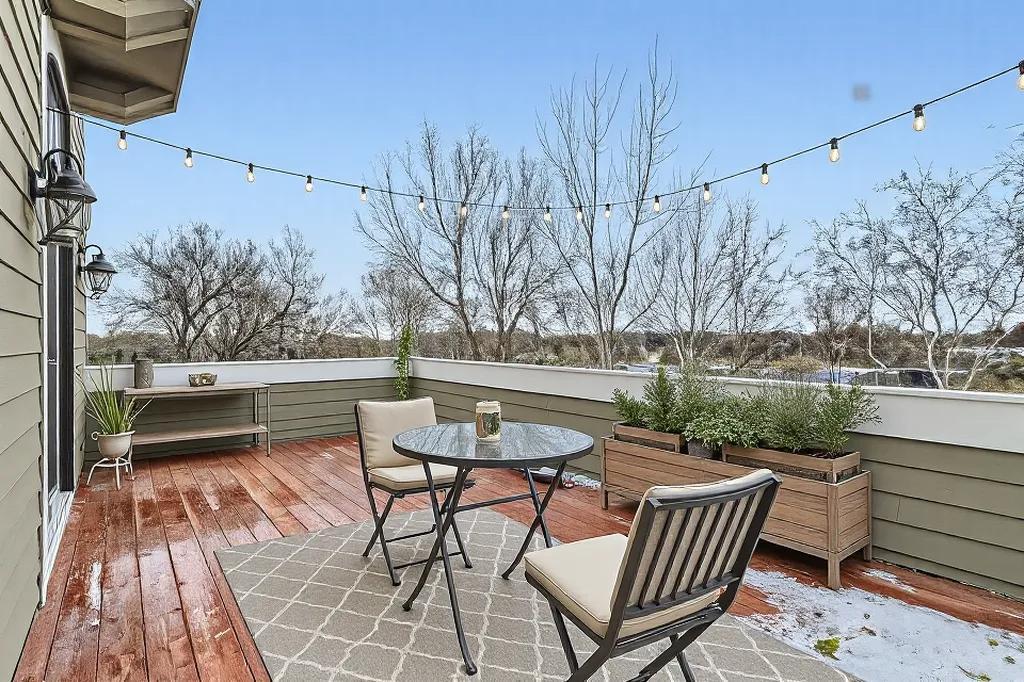 Minneapolis, Minnesota, 55405, United States, 3 Bedrooms Bedrooms, ,4 BathroomsBathrooms,Residential,Active,1769436