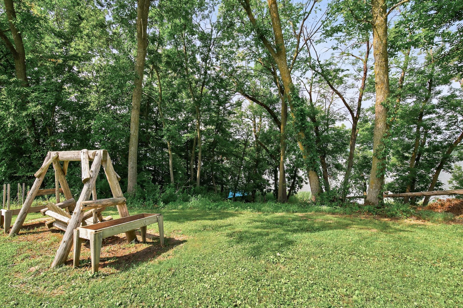 Lindstrom, Minnesota, 55045, United States, 5 Bedrooms Bedrooms, ,4 BathroomsBathrooms,Residential,Active,1920250