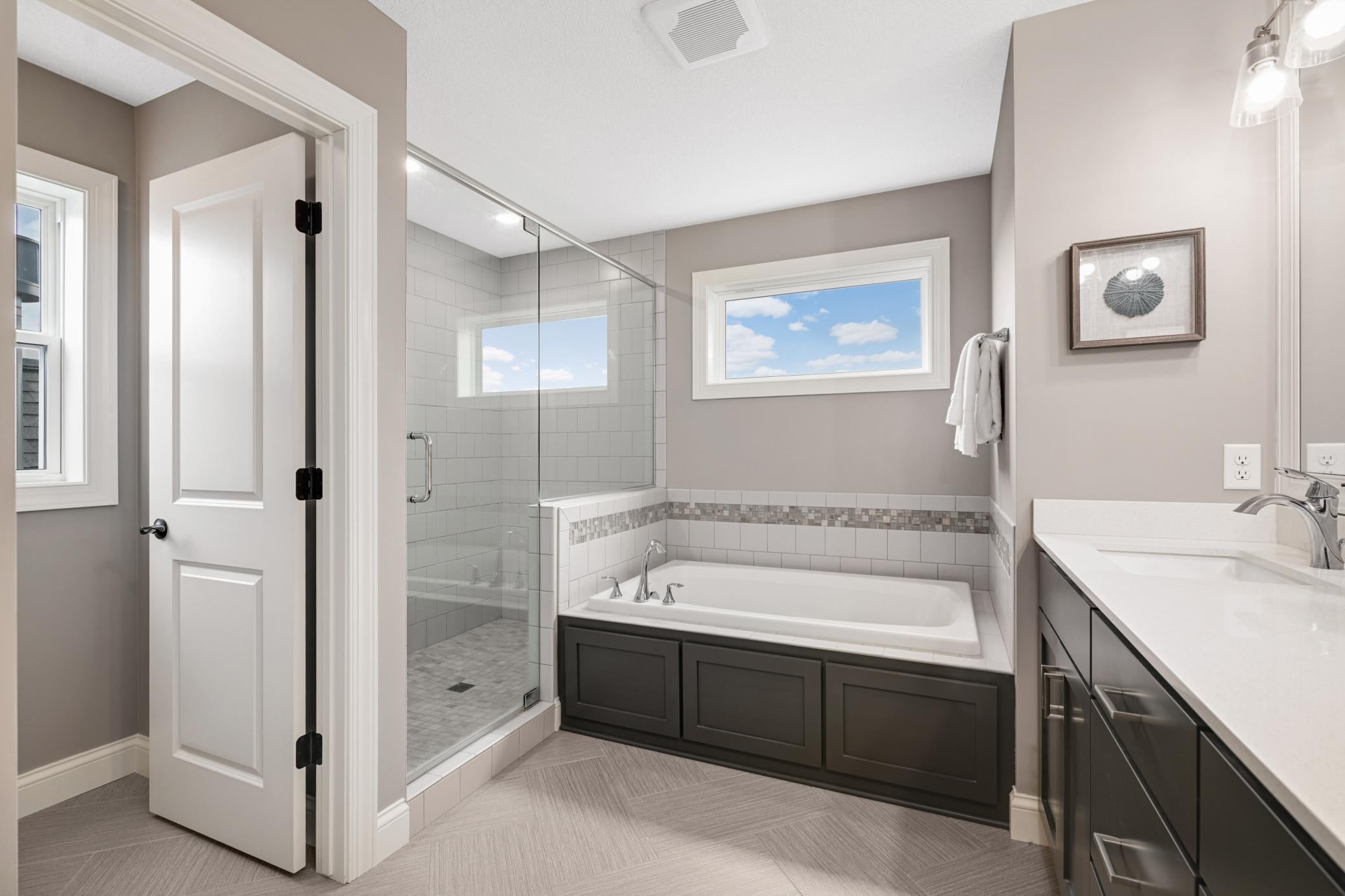 Lakeville, Minnesota, 55044, United States, 5 Bedrooms Bedrooms, ,6 BathroomsBathrooms,Residential,Active,1943786