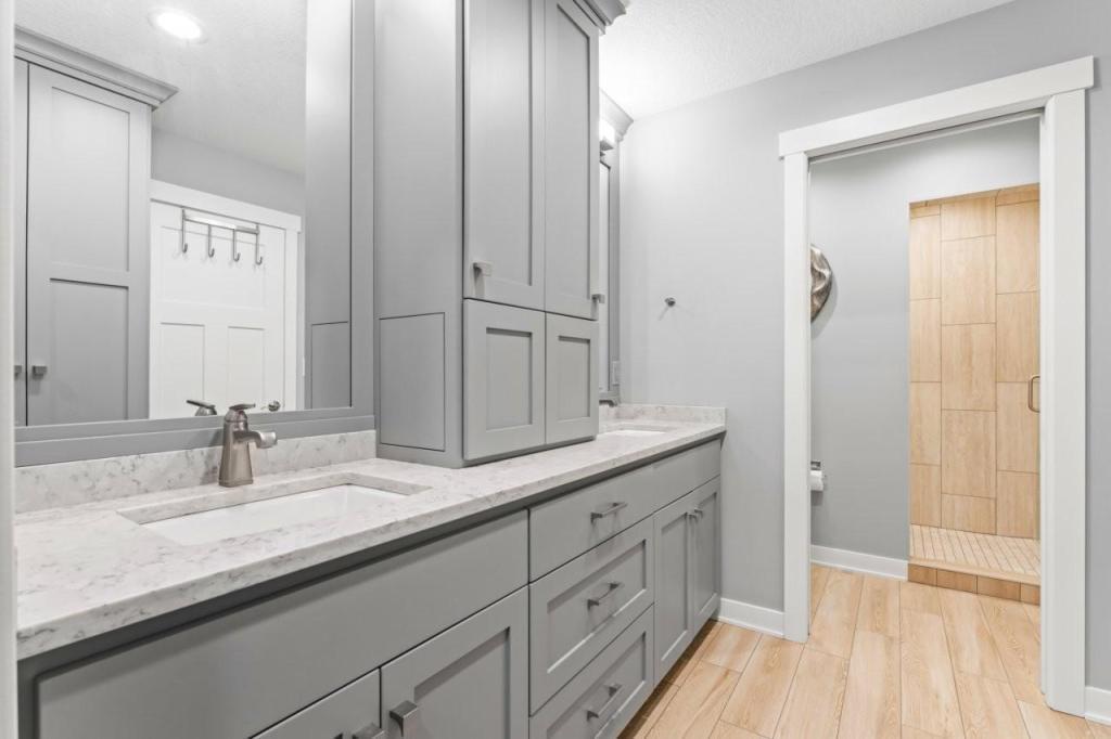 Rochester, Minnesota, 55902, United States, 5 Bedrooms Bedrooms, ,3 BathroomsBathrooms,Residential,Active,1899217