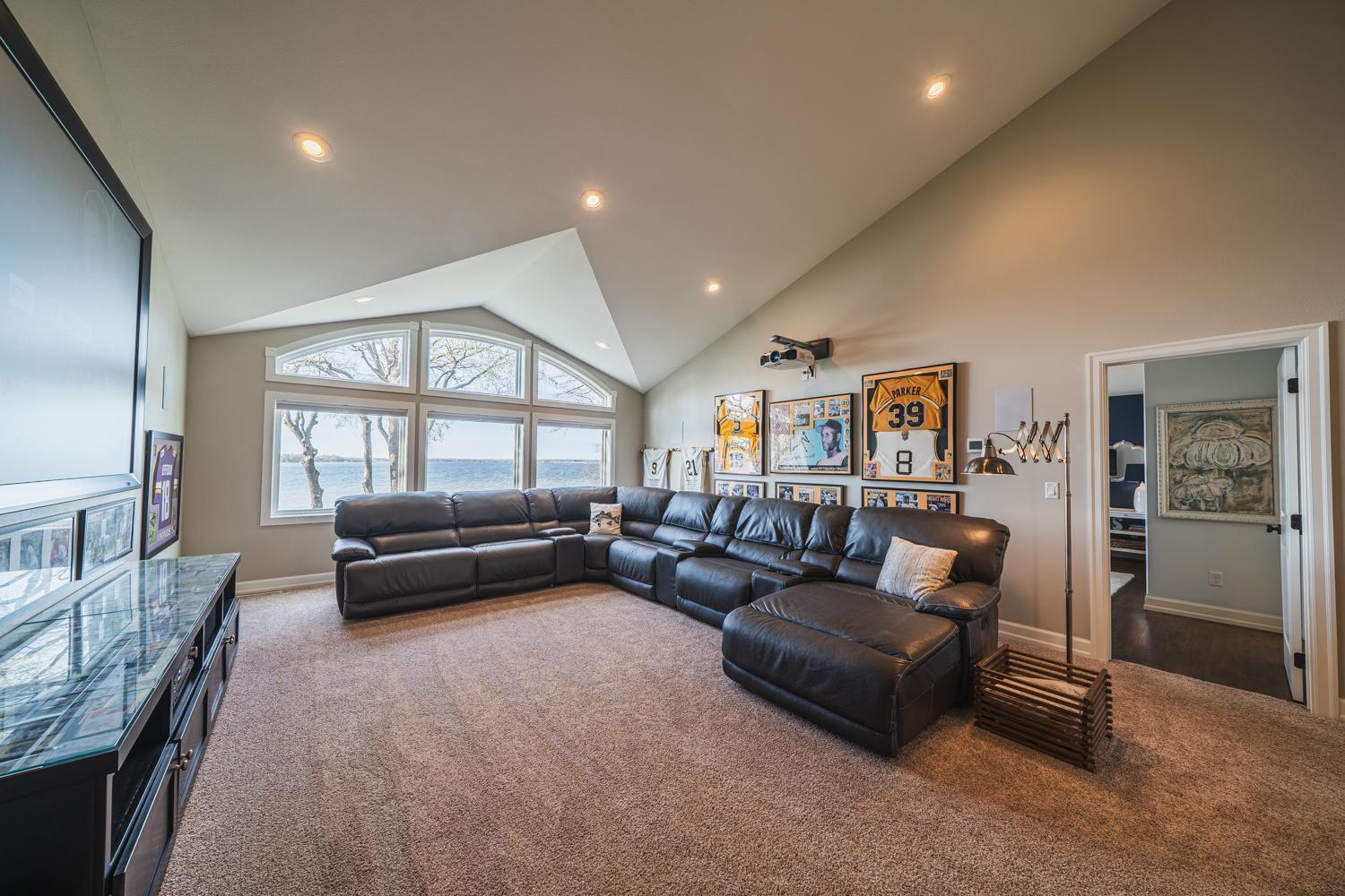 Detroit Lakes, Minnesota, 56501, United States, 6 Bedrooms Bedrooms, ,4 BathroomsBathrooms,Residential,Active,1798172