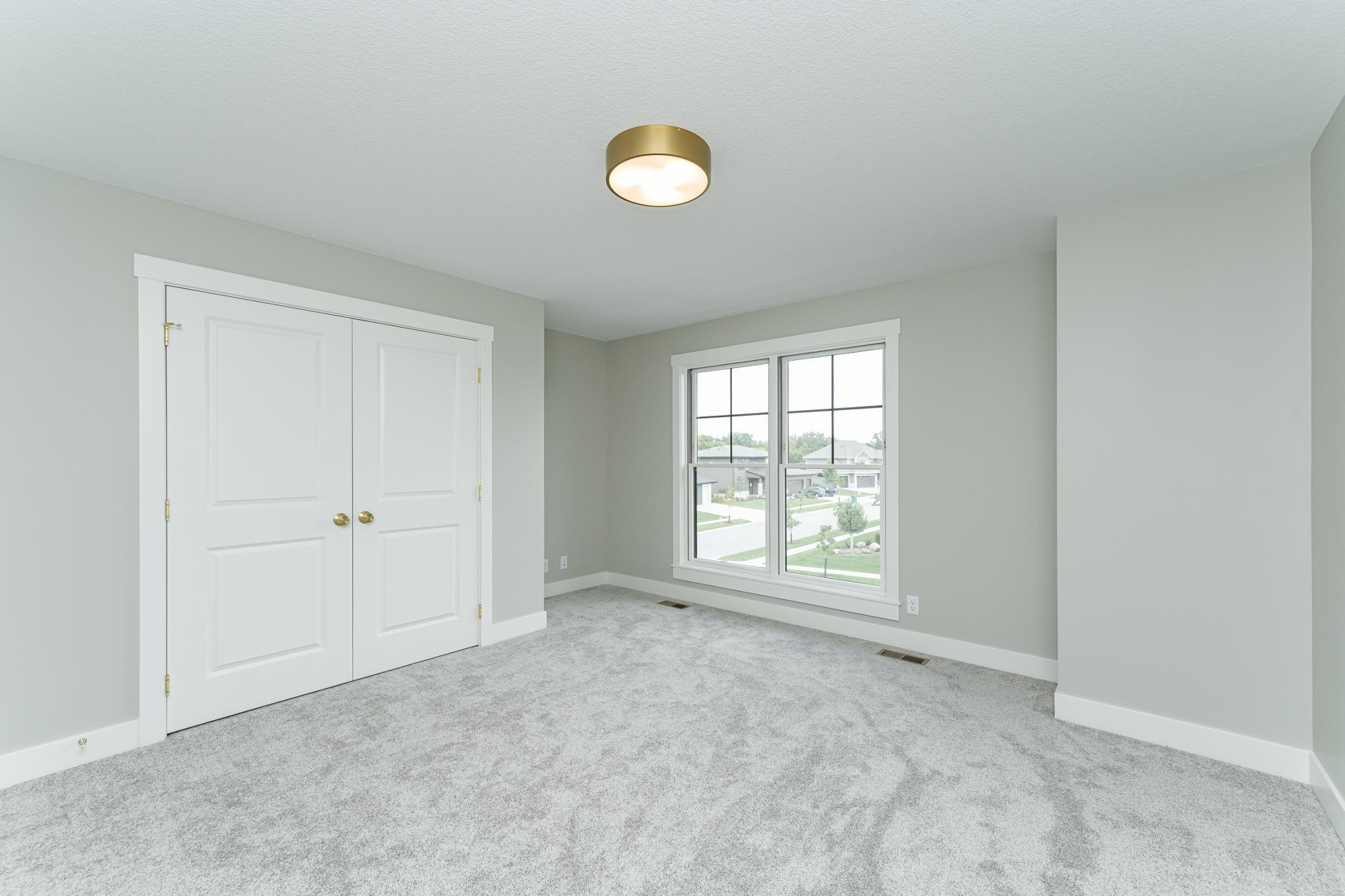 Rochester, Minnesota, 55902, United States, 6 Bedrooms Bedrooms, ,5 BathroomsBathrooms,Residential,Active,1936101