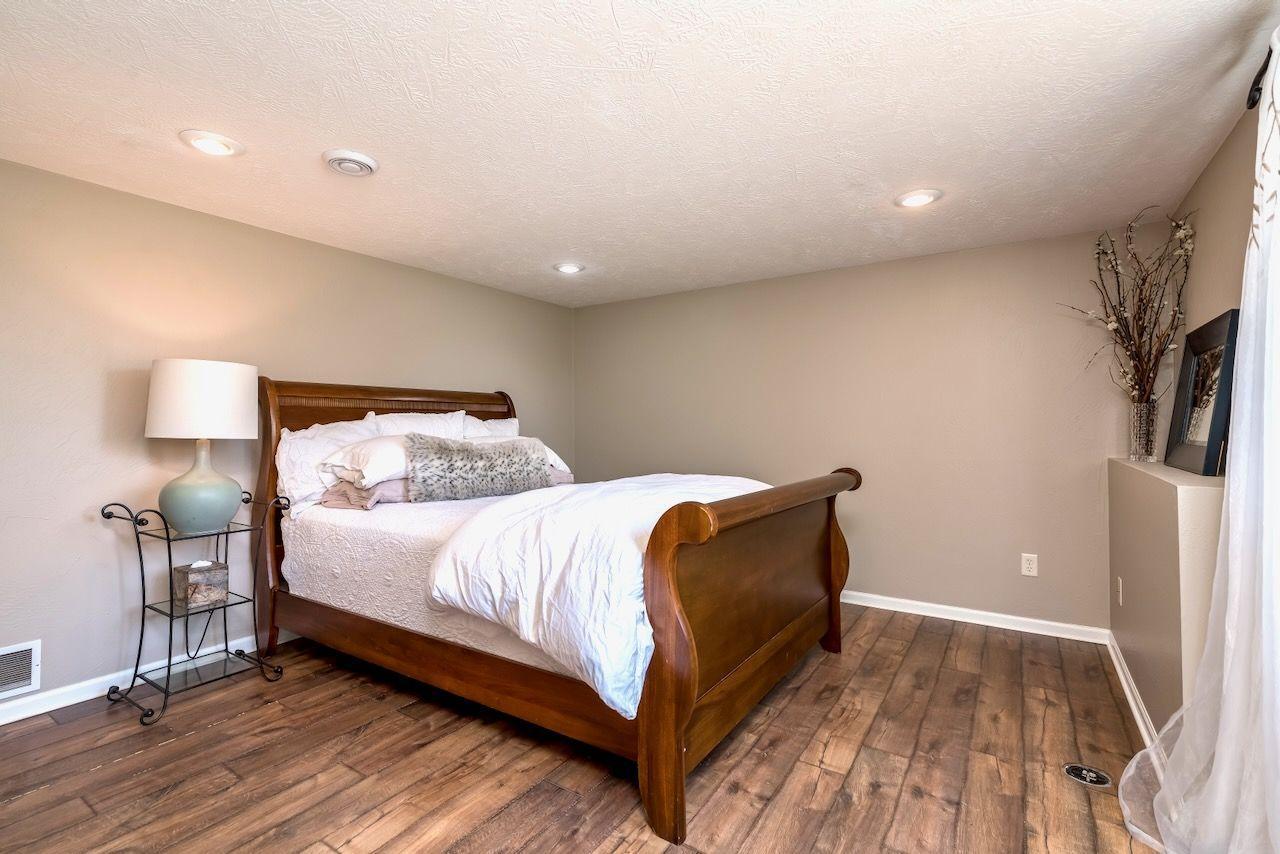 Elysian, Minnesota, 56028, United States, 6 Bedrooms Bedrooms, ,6 BathroomsBathrooms,Residential,Active,1831792
