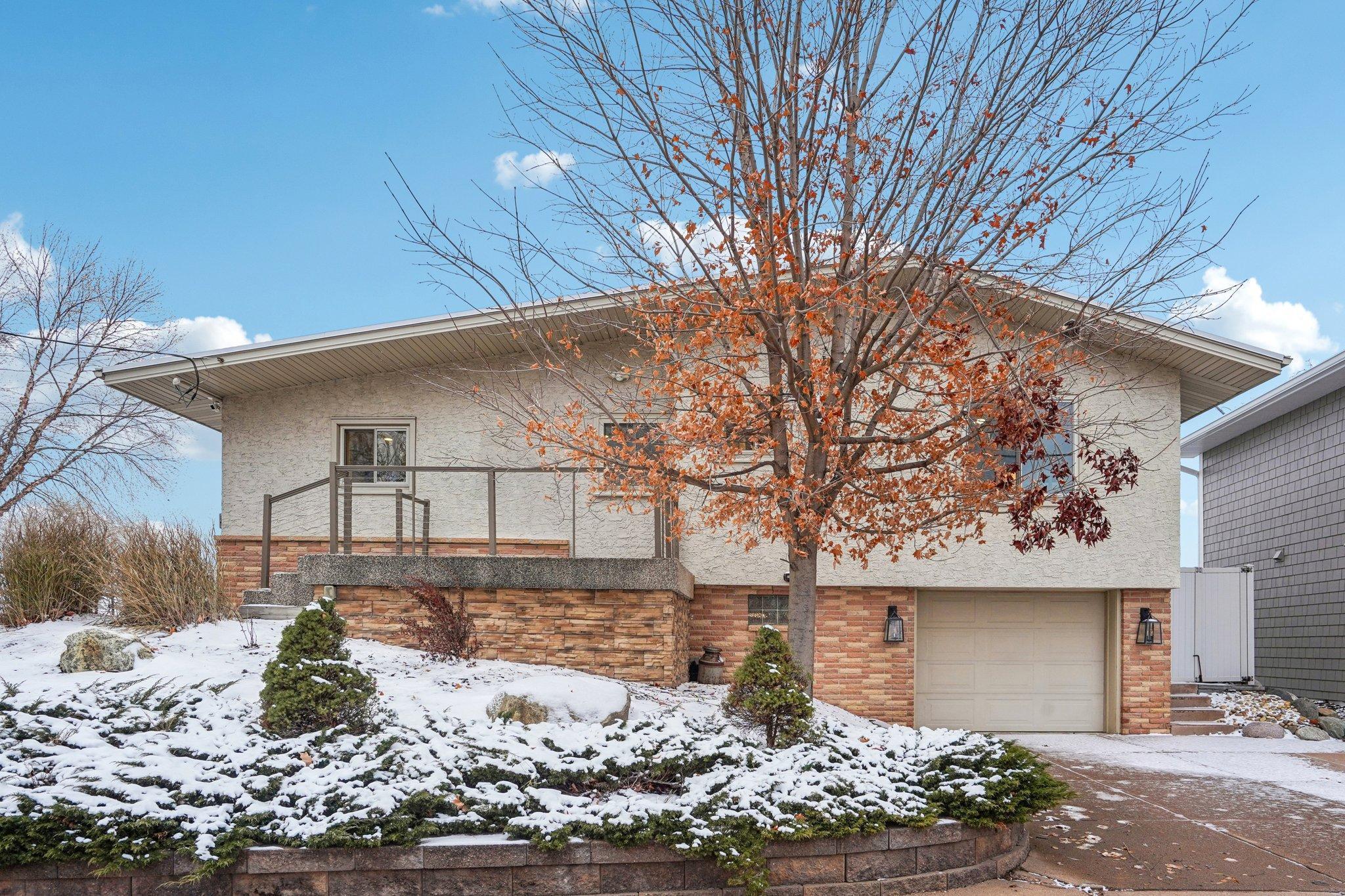 Prior Lake, Minnesota, 55372, United States, 2 Bedrooms Bedrooms, ,2 BathroomsBathrooms,Residential,Active,1999912