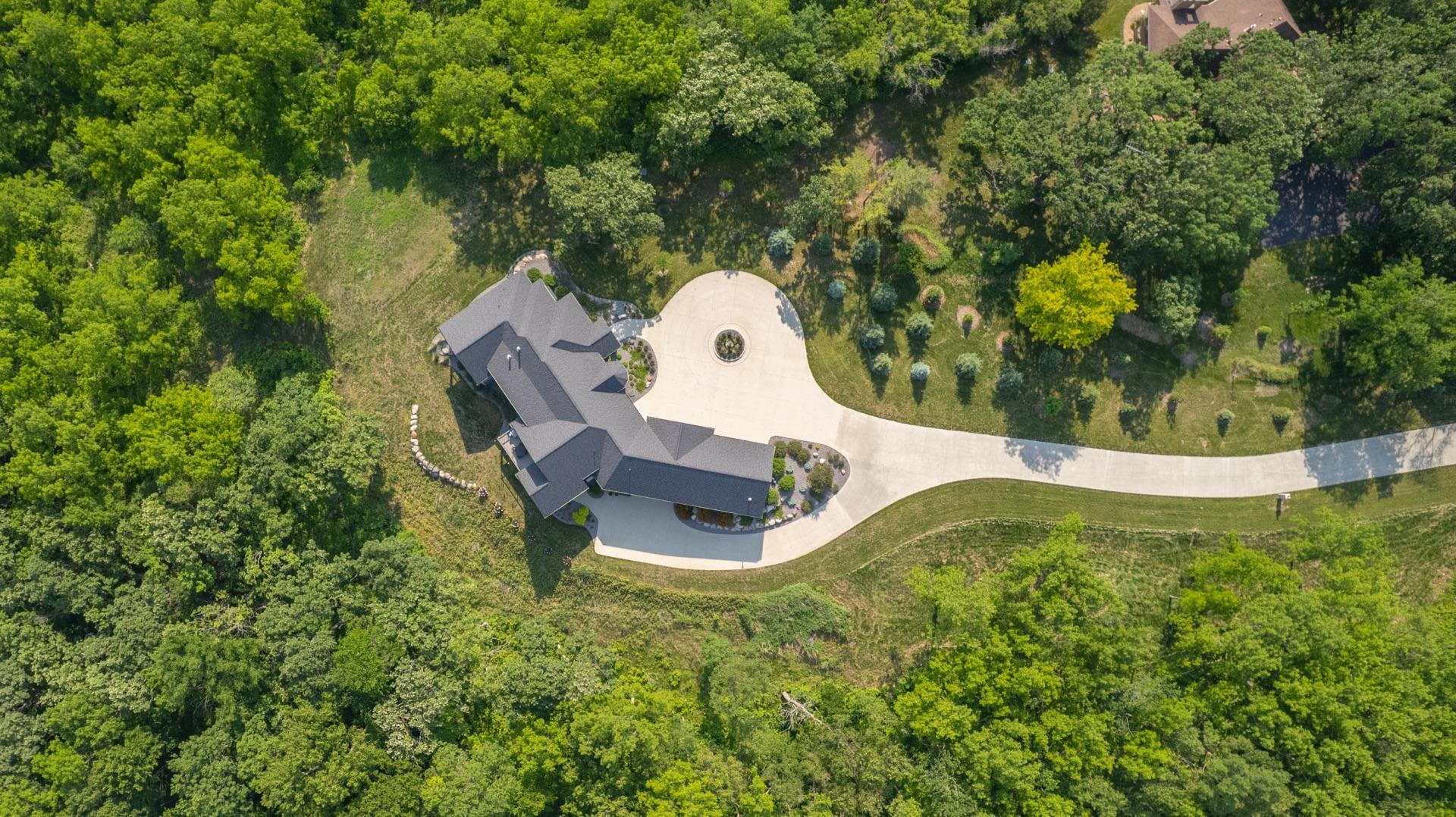 Rochester, Minnesota, 55902, United States, 4 Bedrooms Bedrooms, ,4 BathroomsBathrooms,Residential,Active,1853329