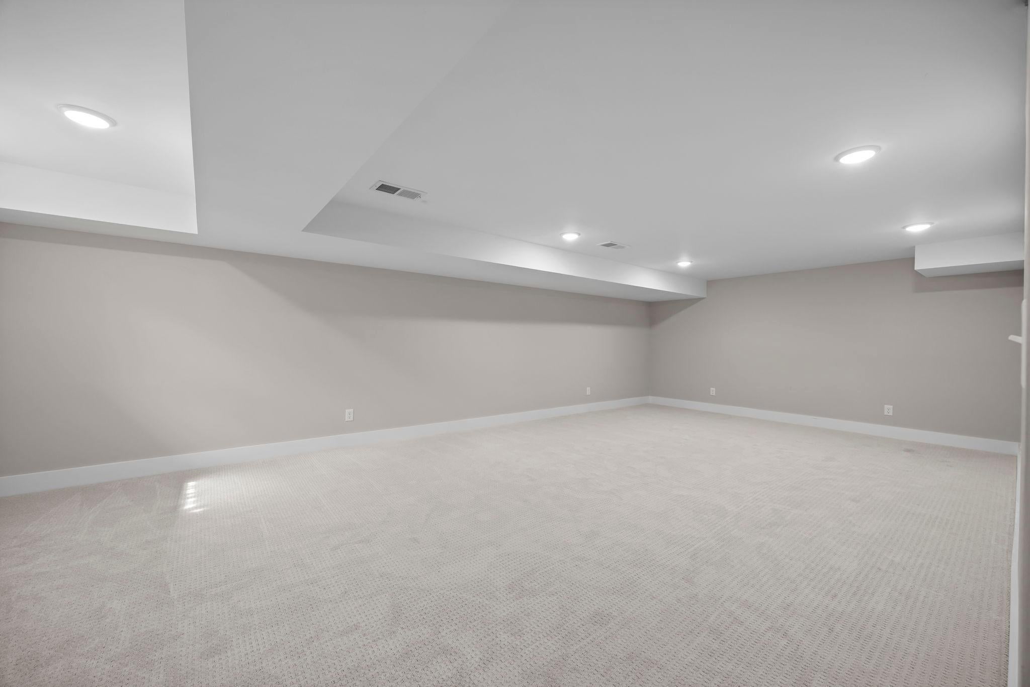 Minneapolis, Minnesota, 55435, United States, 5 Bedrooms Bedrooms, ,5 BathroomsBathrooms,Residential,Active,1944270