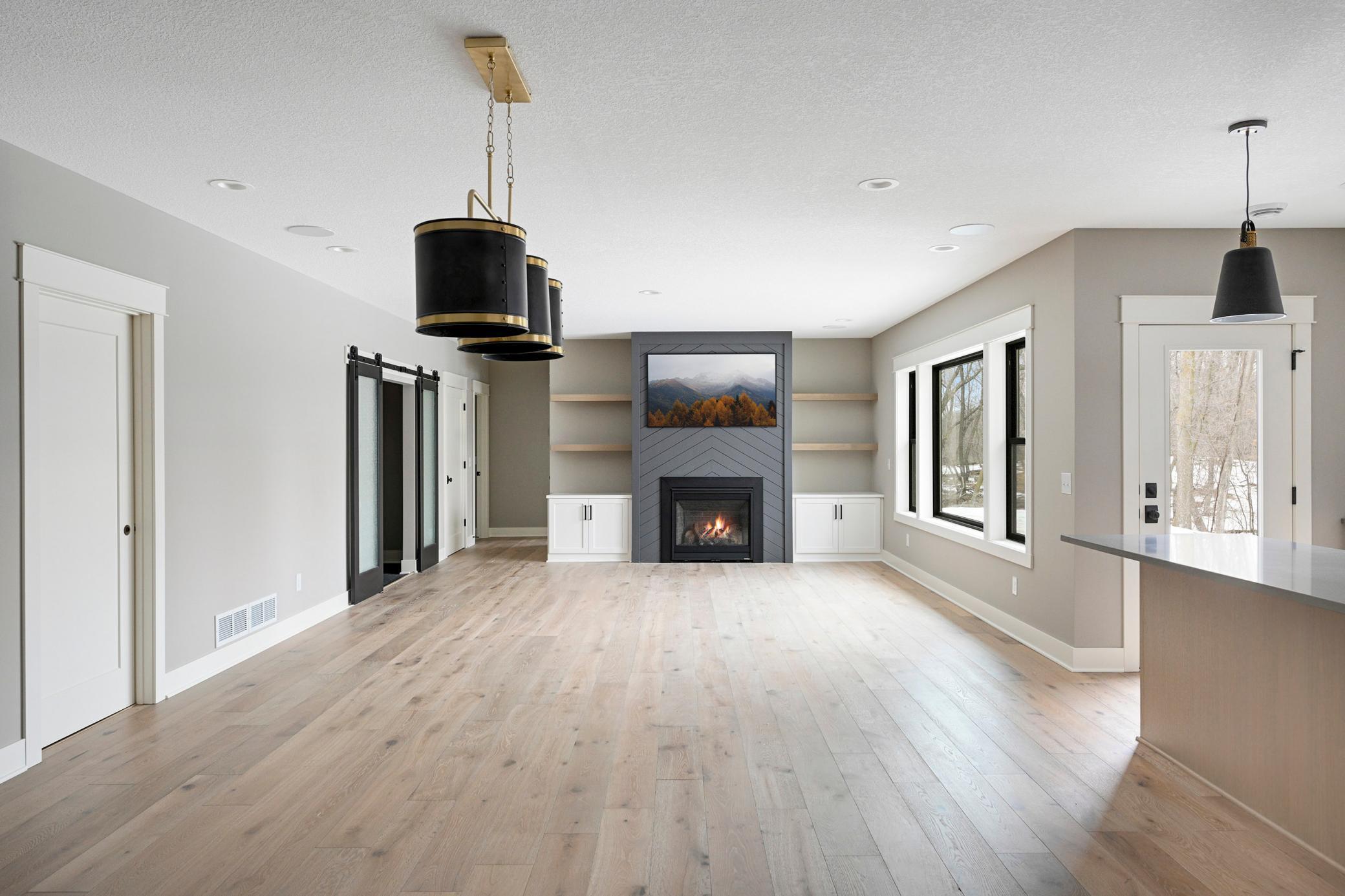 Prior Lake, Minnesota, 55372, United States, 5 Bedrooms Bedrooms, ,5 BathroomsBathrooms,Residential,Active,1989755